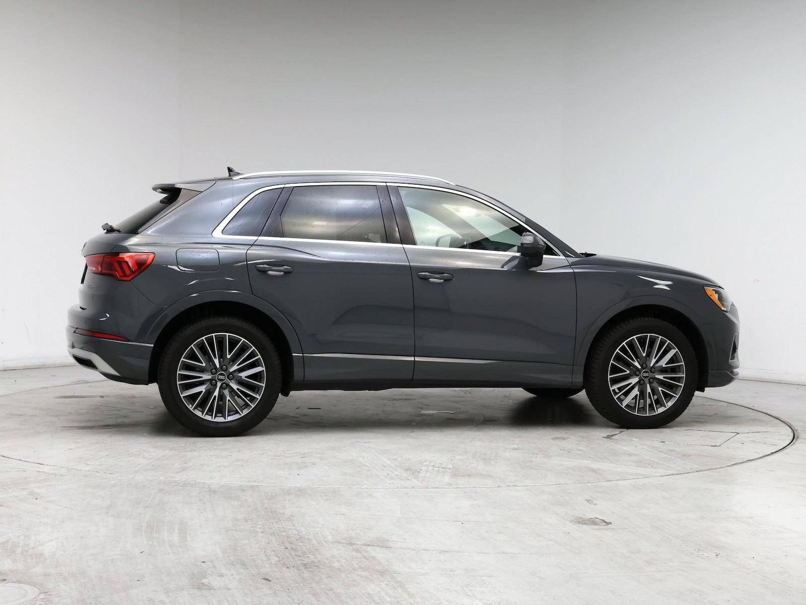 2022 Audi Q3 Premium - Photo 8