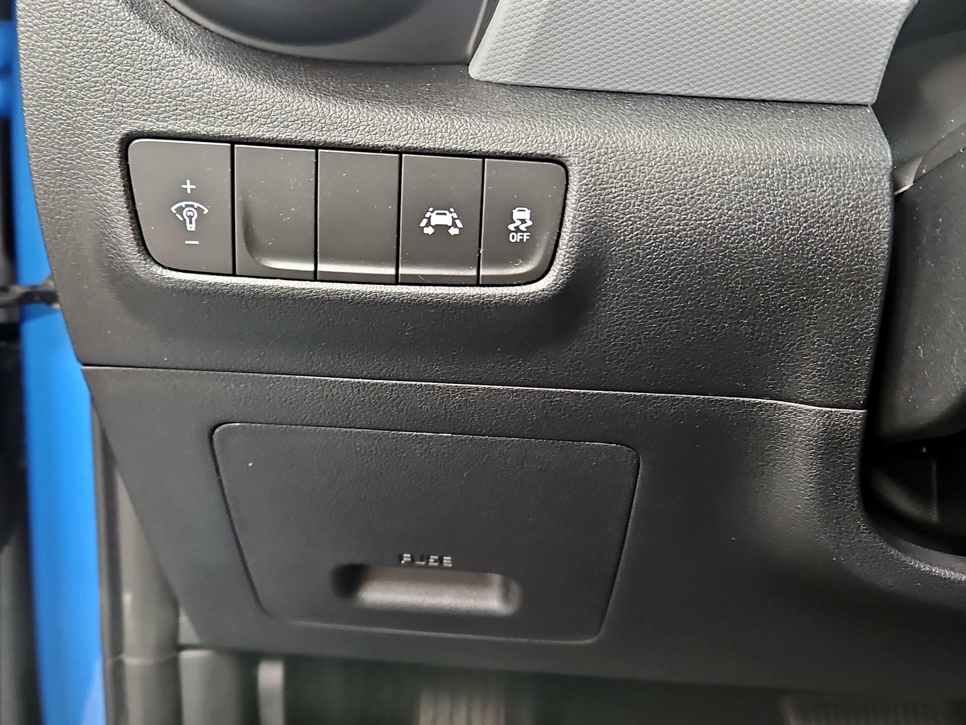 Thumbnail: 2019 Hyundai Kona - 13