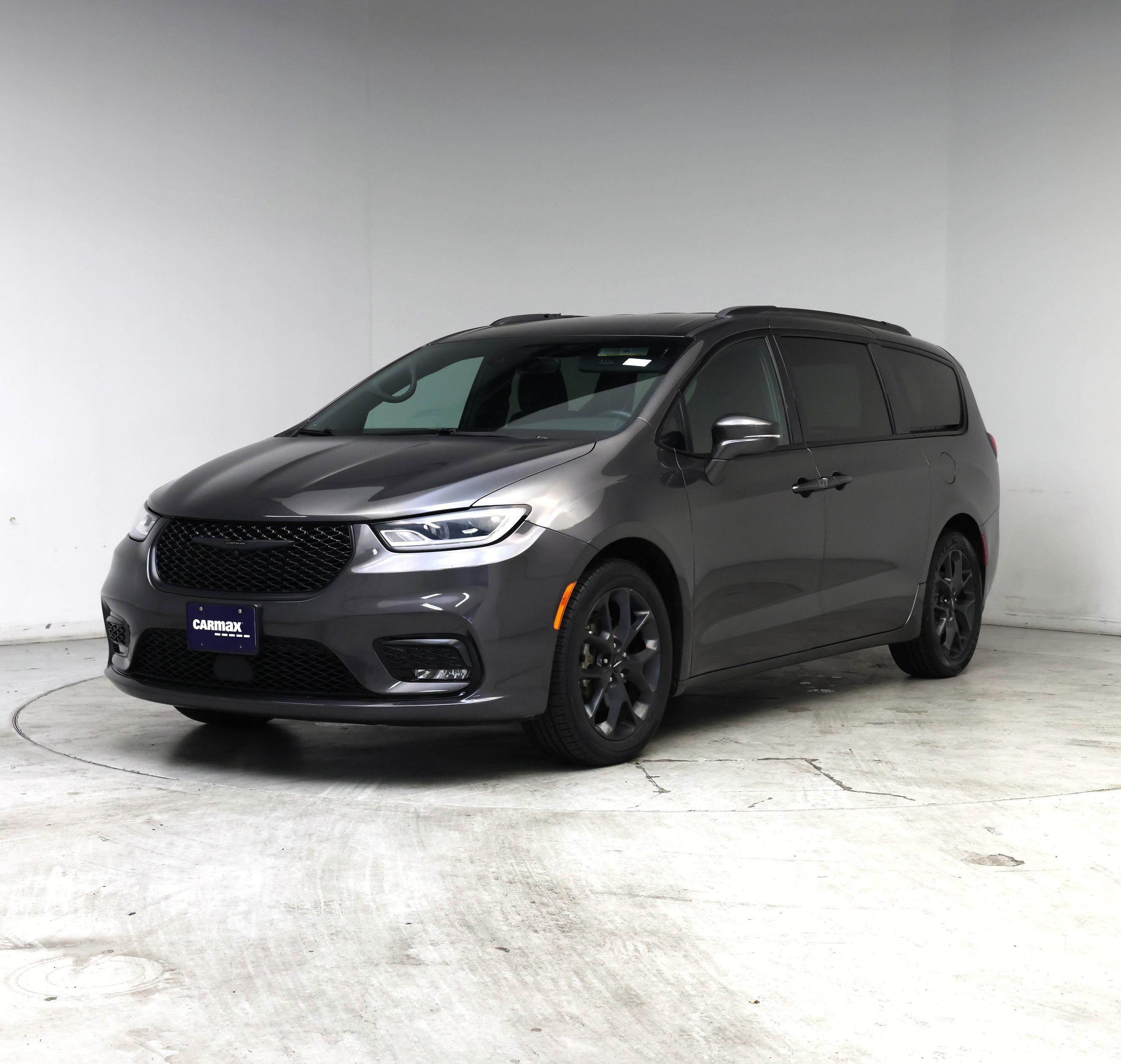 Thumbnail: 2021 Chrysler Pacifica - 4
