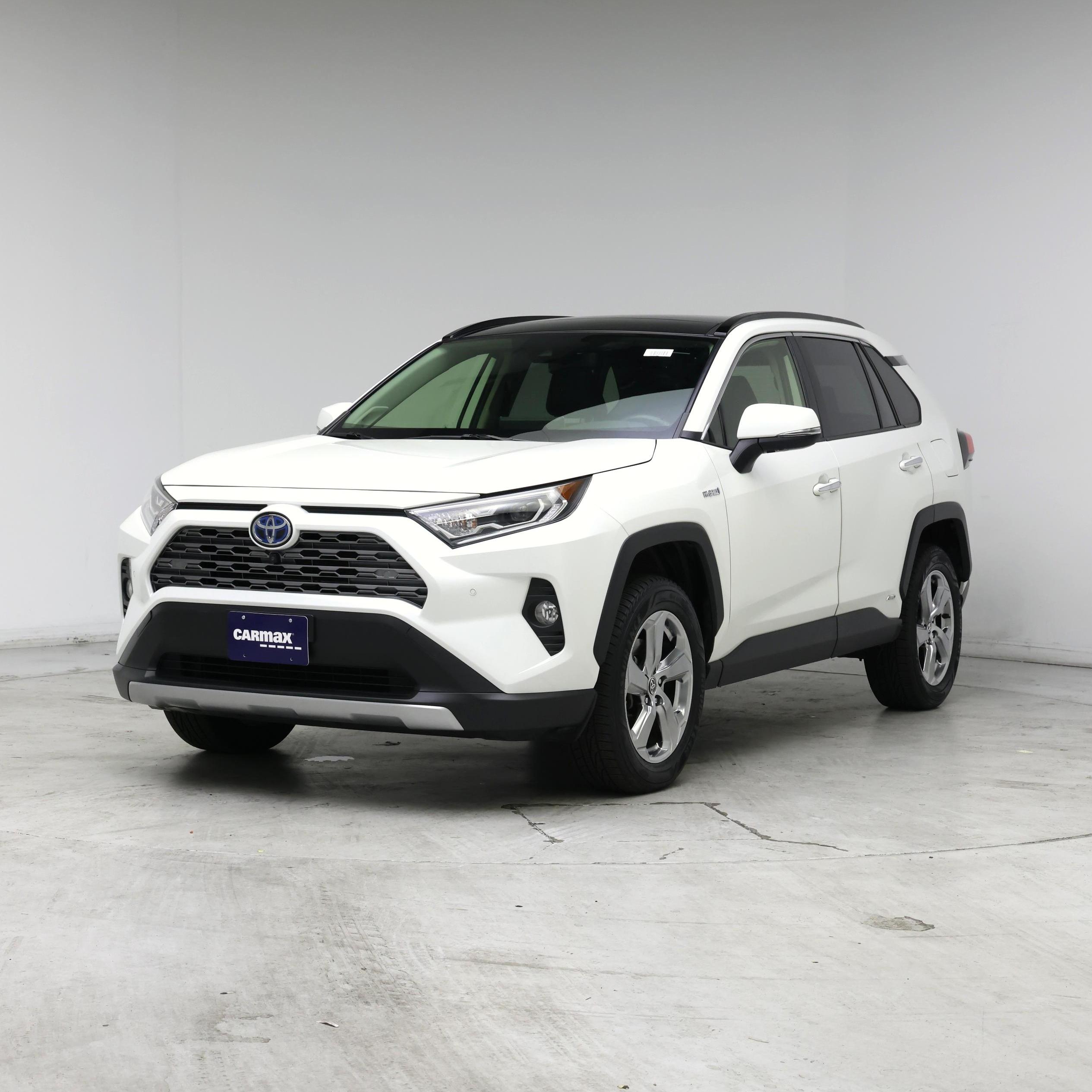 Thumbnail: 2021 Toyota RAV4 - 4