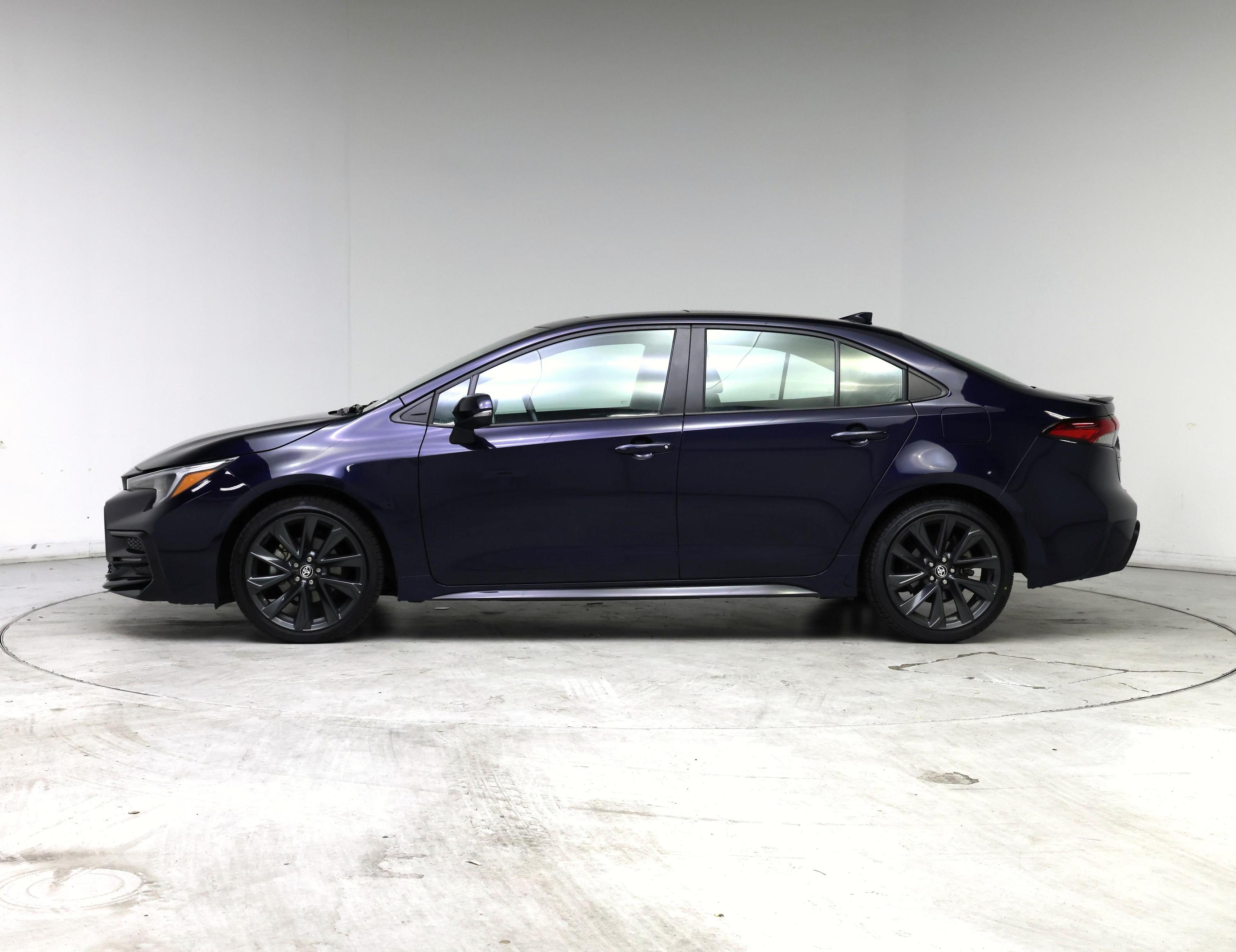 Thumbnail: 2024 Toyota Corolla - 3