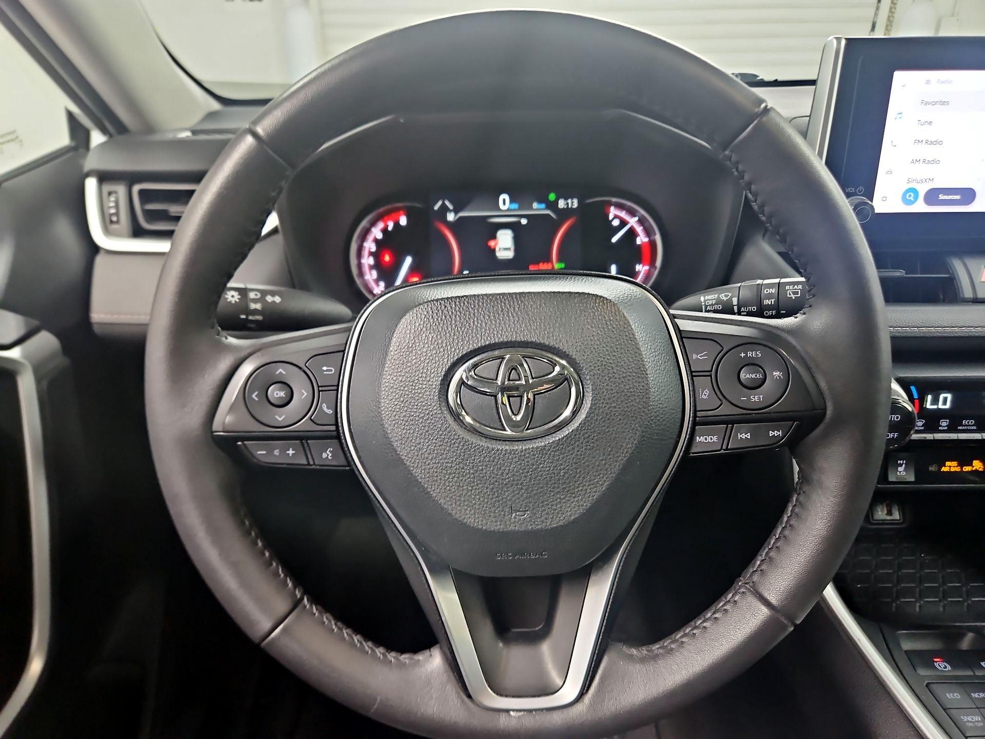 Thumbnail: 2024 Toyota RAV4 - 10