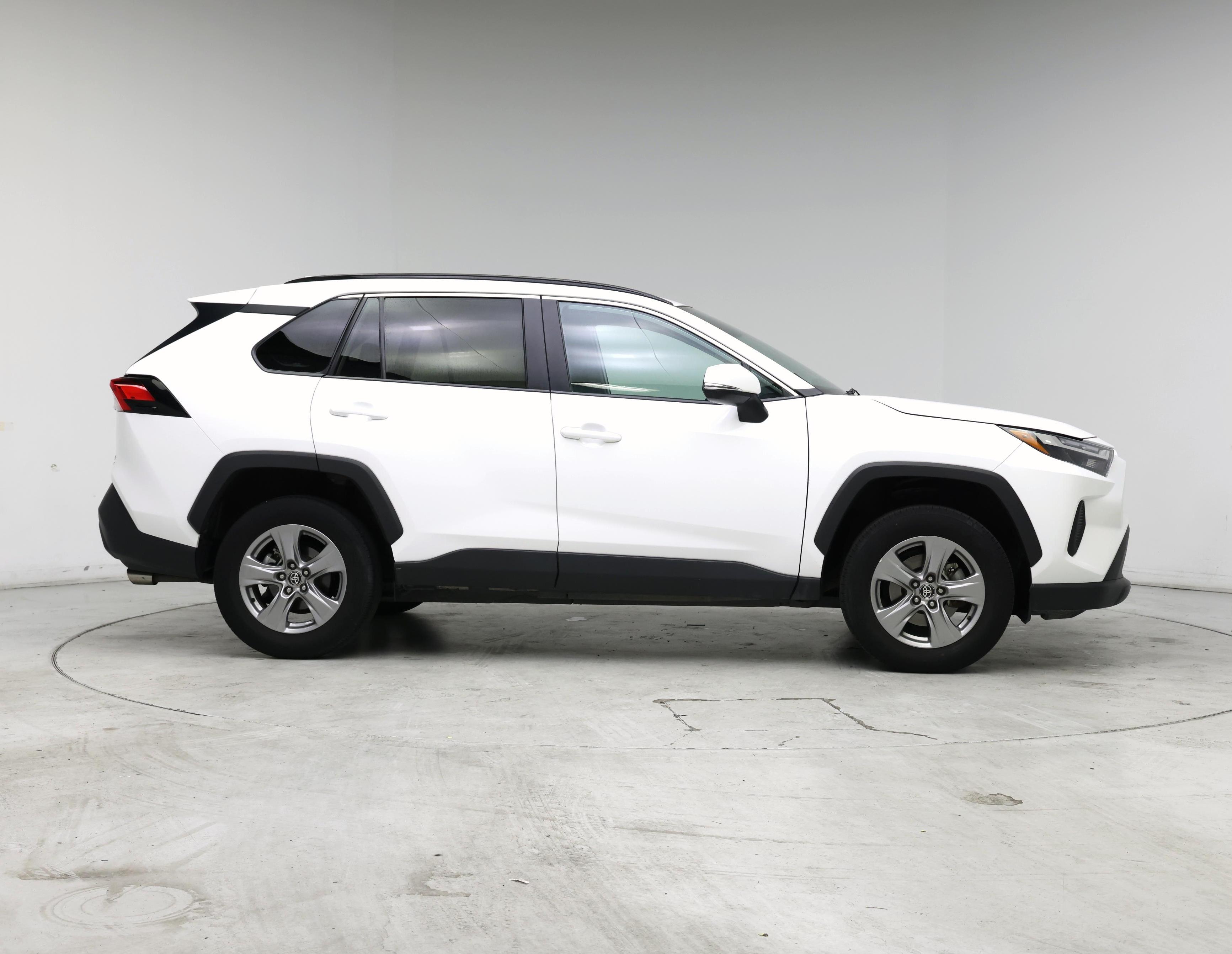 Thumbnail: 2024 Toyota RAV4 - 7