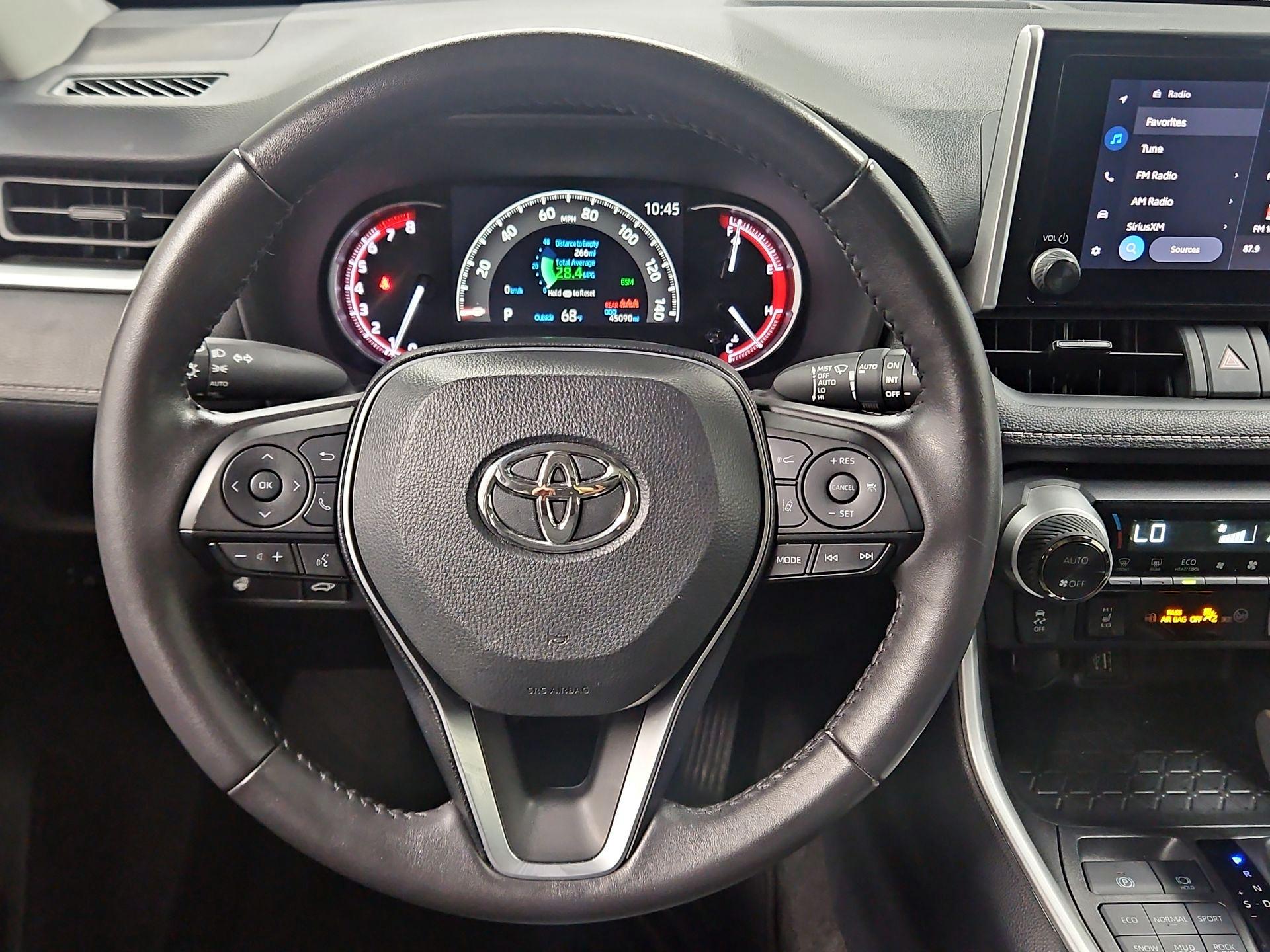 Thumbnail: 2024 Toyota RAV4 - 10