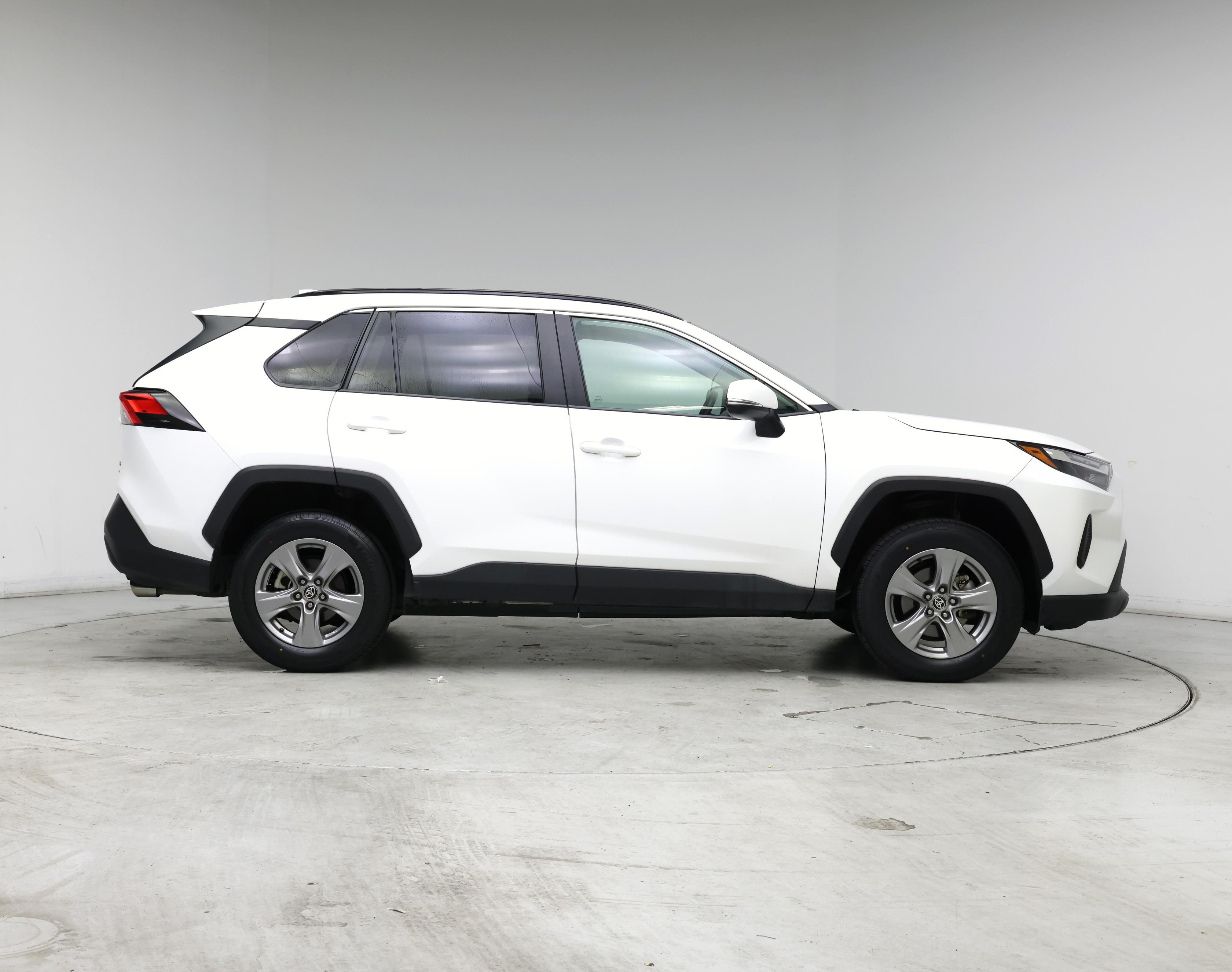 Thumbnail: 2024 Toyota RAV4 - 7