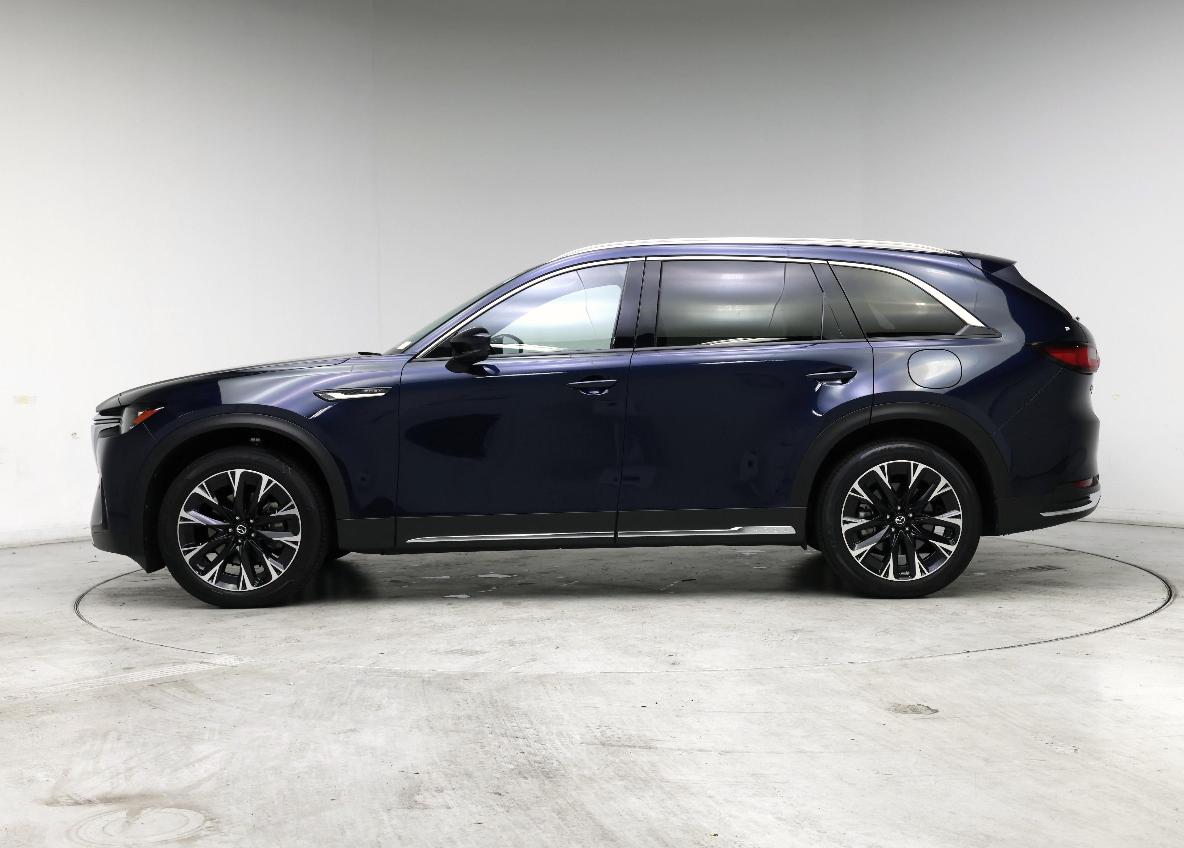 Thumbnail: 2024 Mazda CX-90 - 3