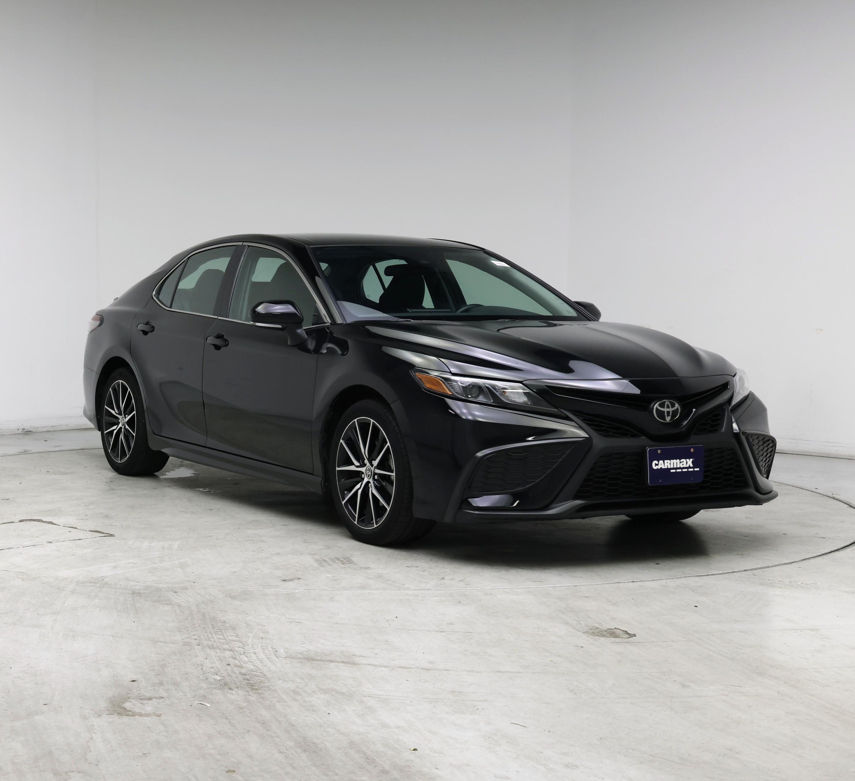 Black 2024 Toyota Camry Sedan Front-Wheel Drive Automatic