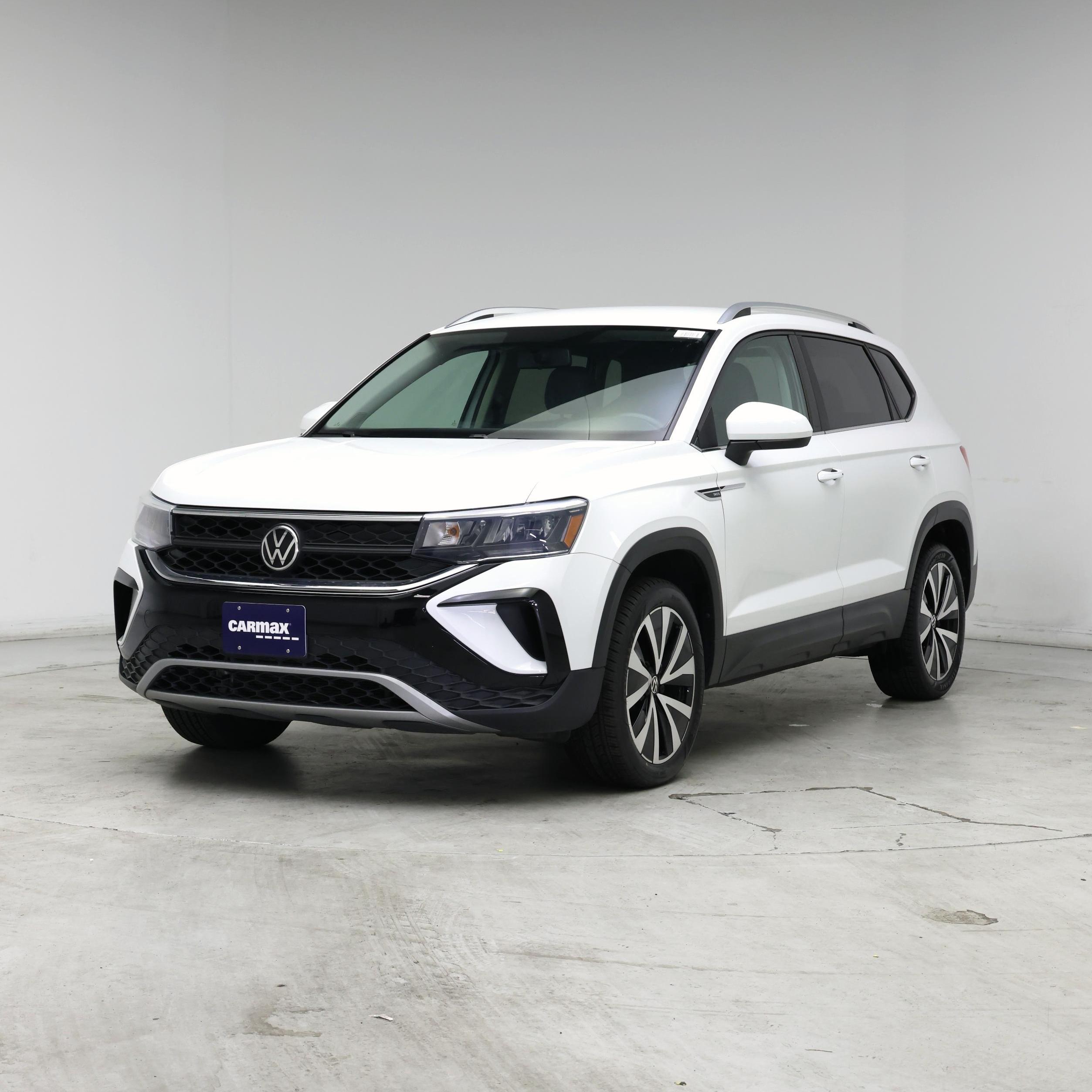 Thumbnail: 2022 Volkswagen Taos - 4