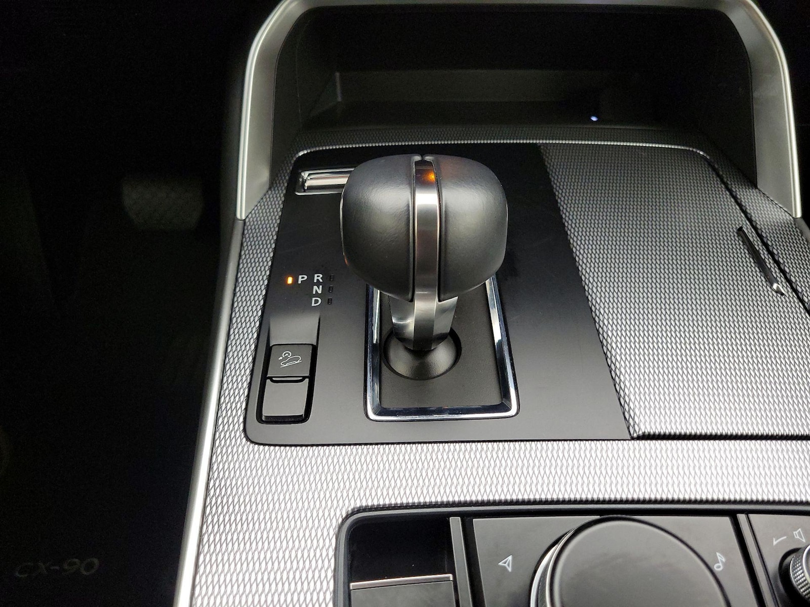 2025 Mazda CX-90 Preferred Package - Photo 19
