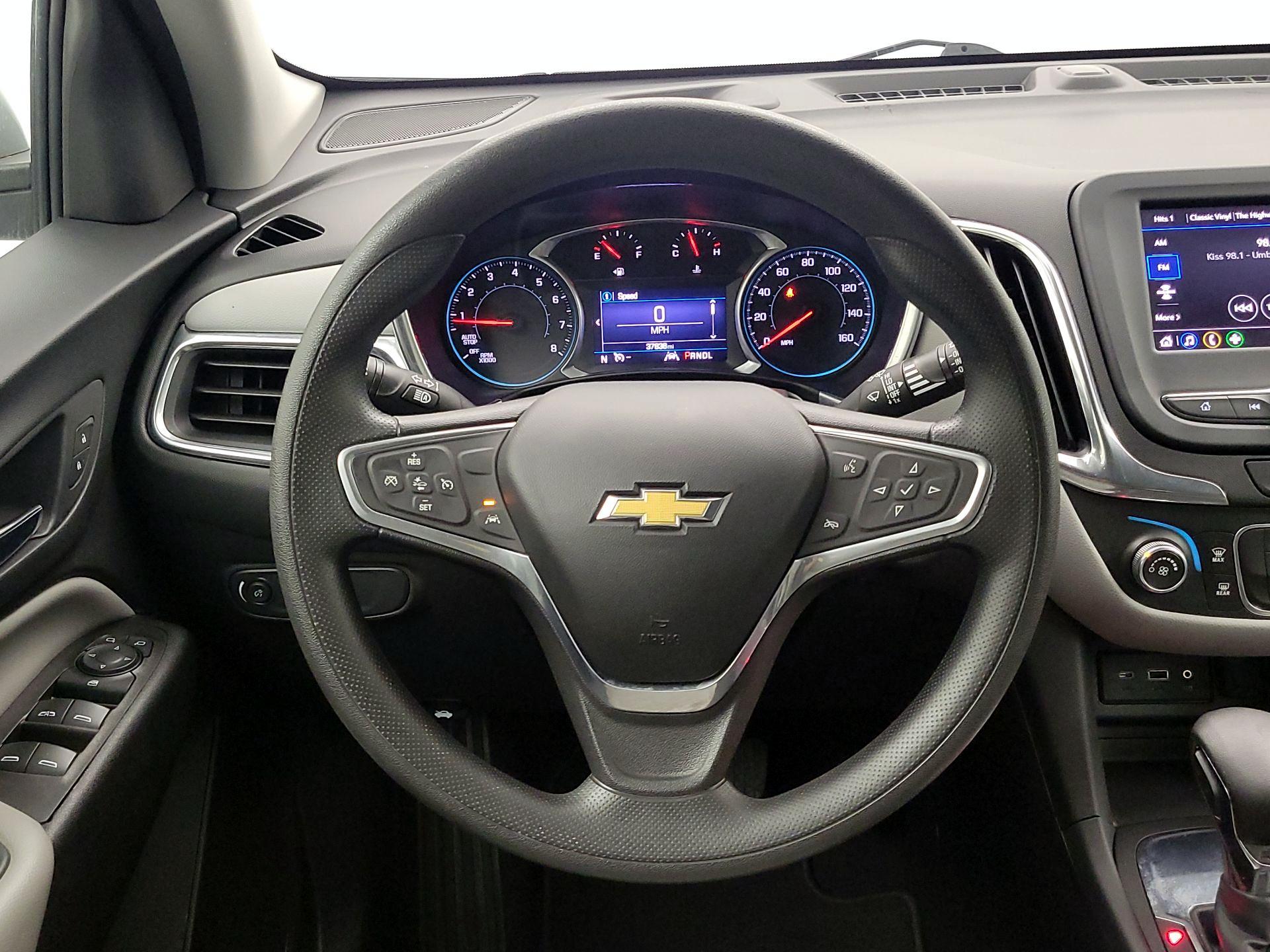 Thumbnail: 2022 Chevrolet Equinox - 10