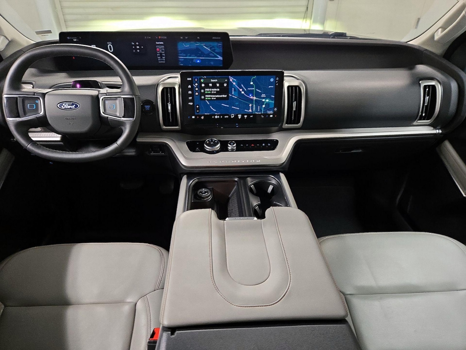 2025 Ford Expedition Active - Photo 10