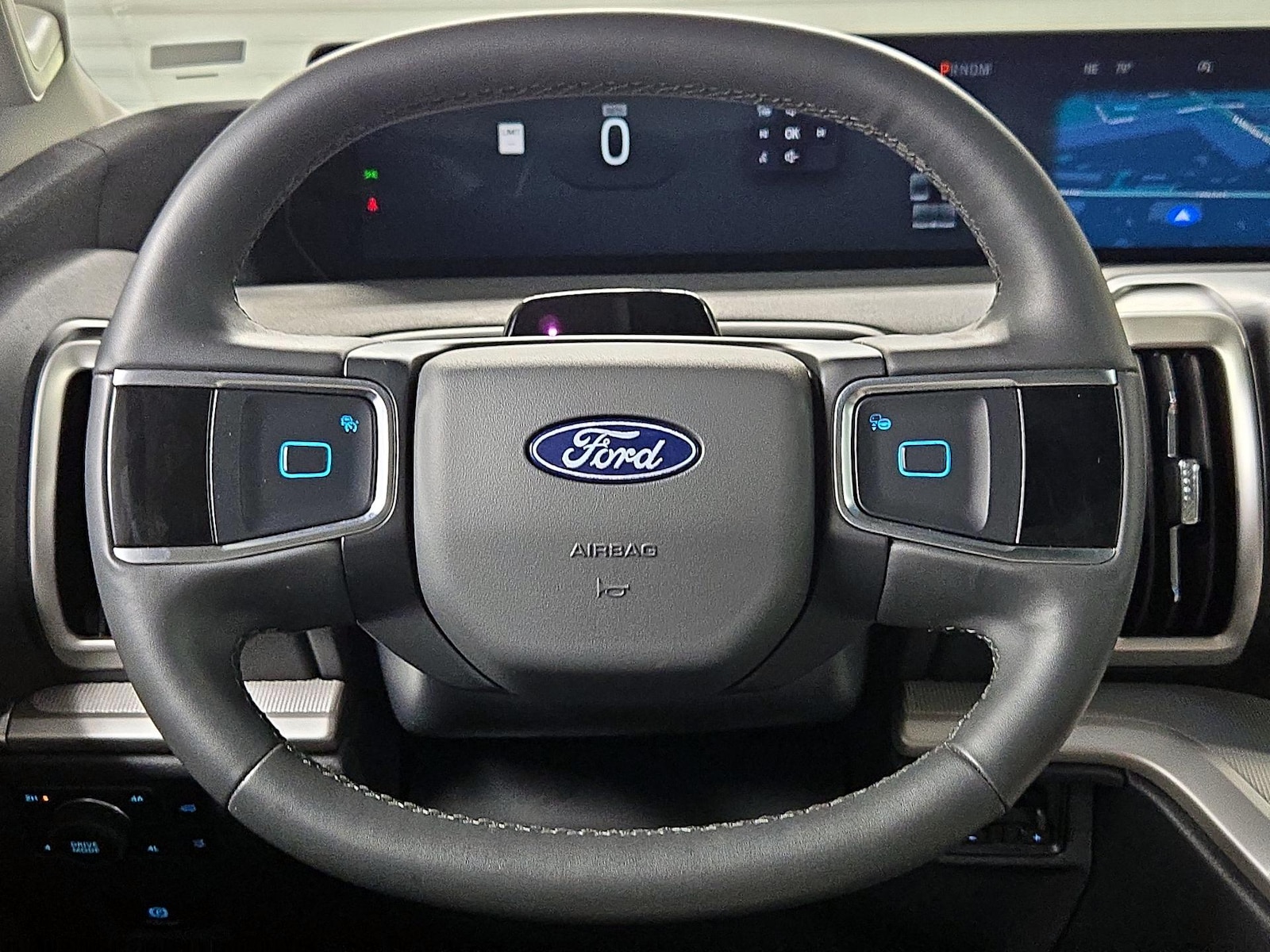 2025 Ford Expedition Active - Photo 11