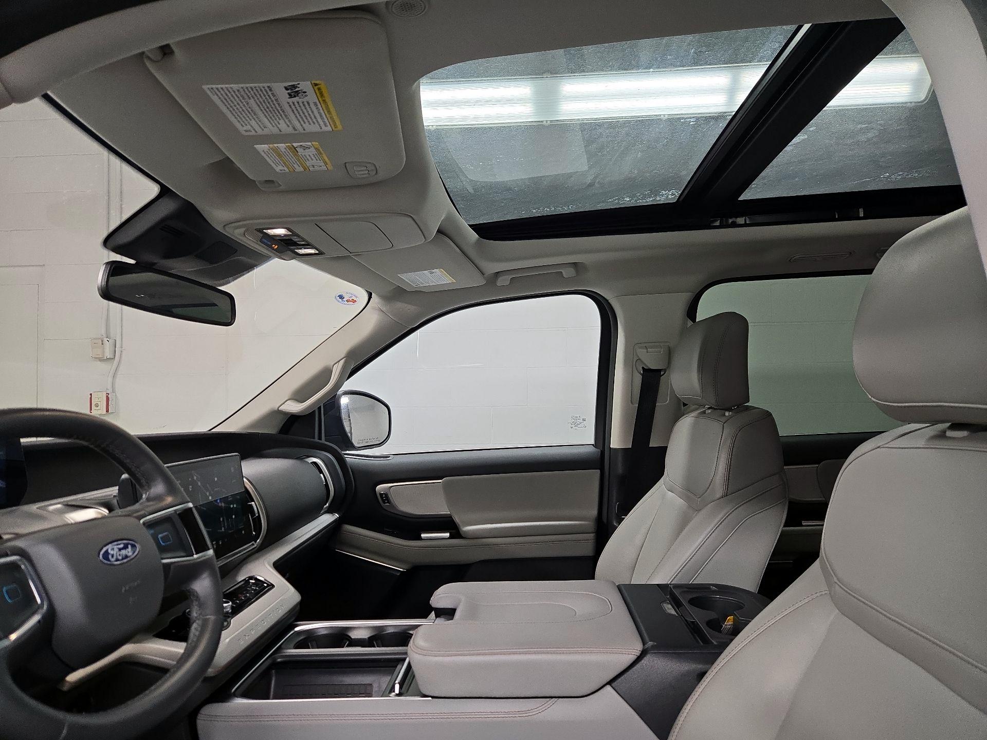 Thumbnail: 2025 Ford Expedition - 20