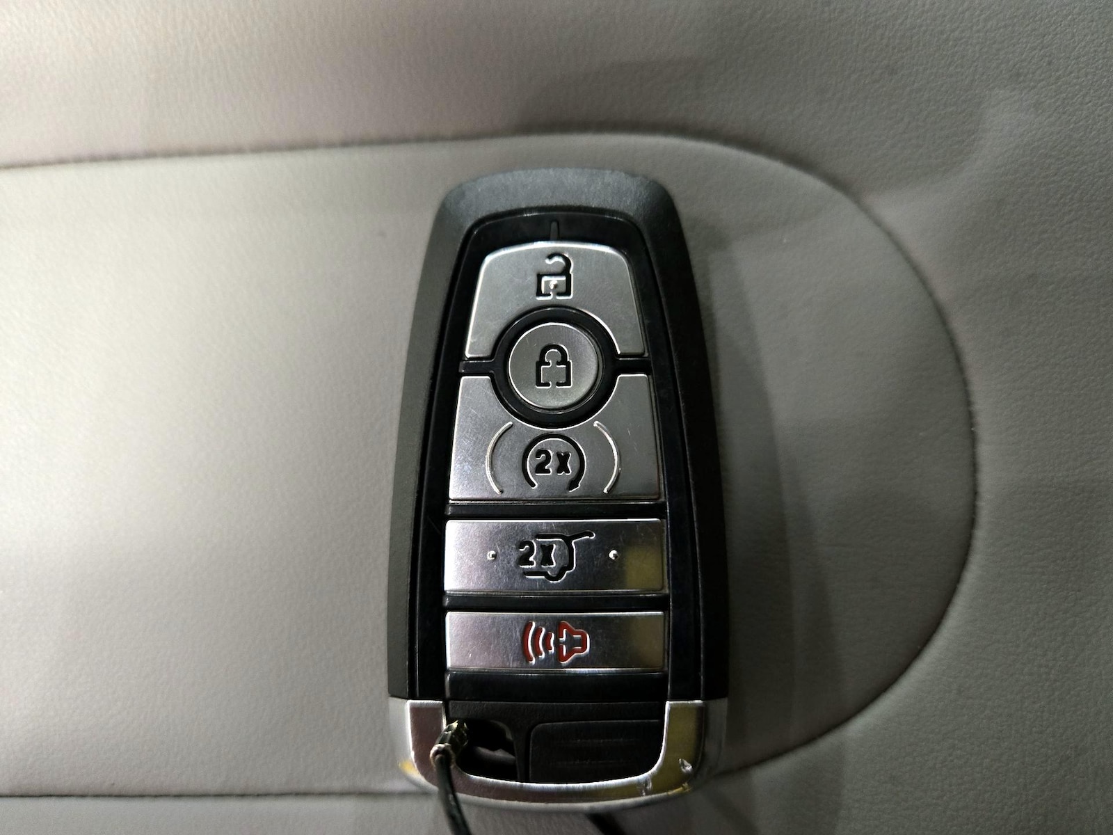 2025 Ford Expedition Active - Photo 27