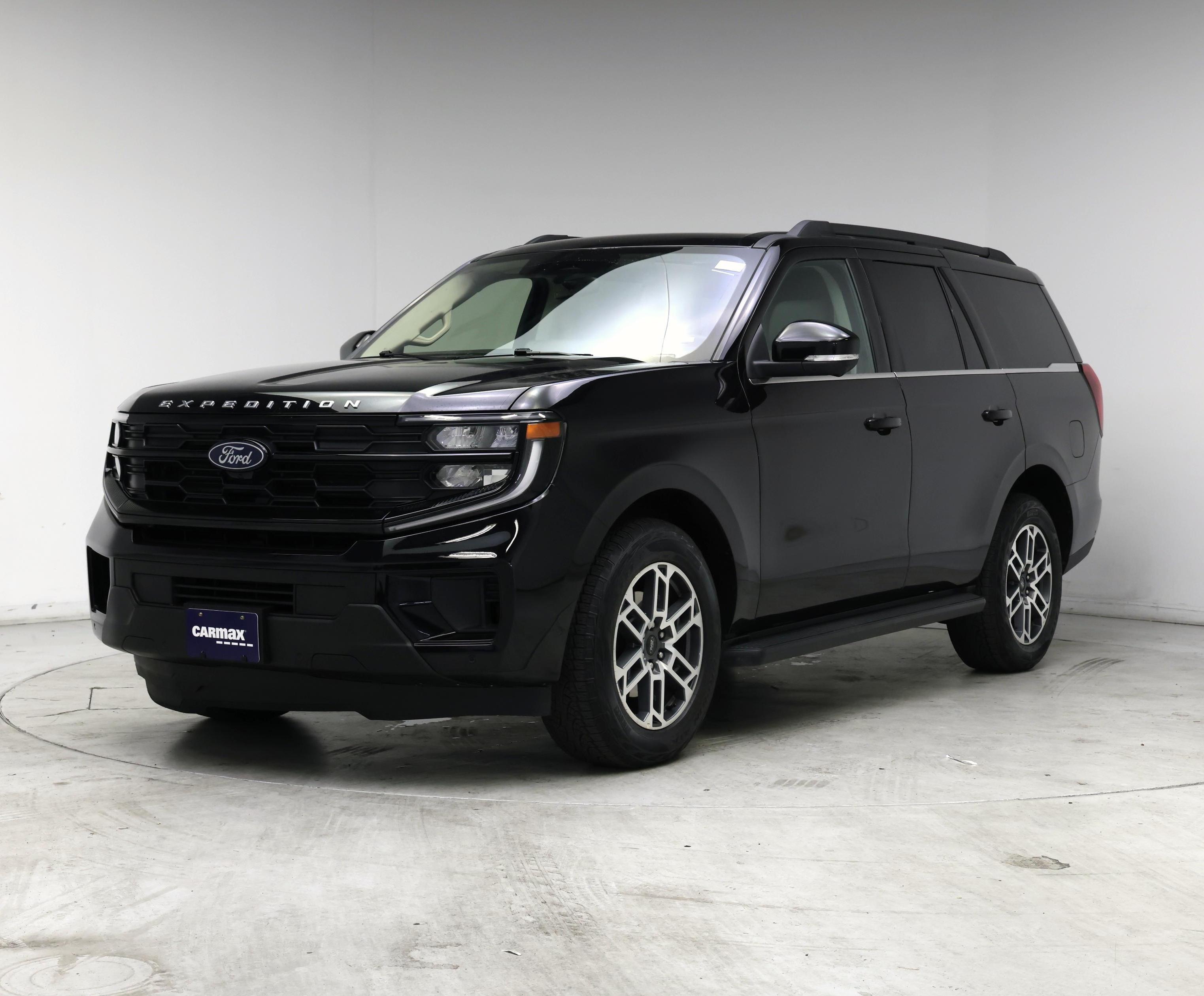 Thumbnail: 2025 Ford Expedition - 4