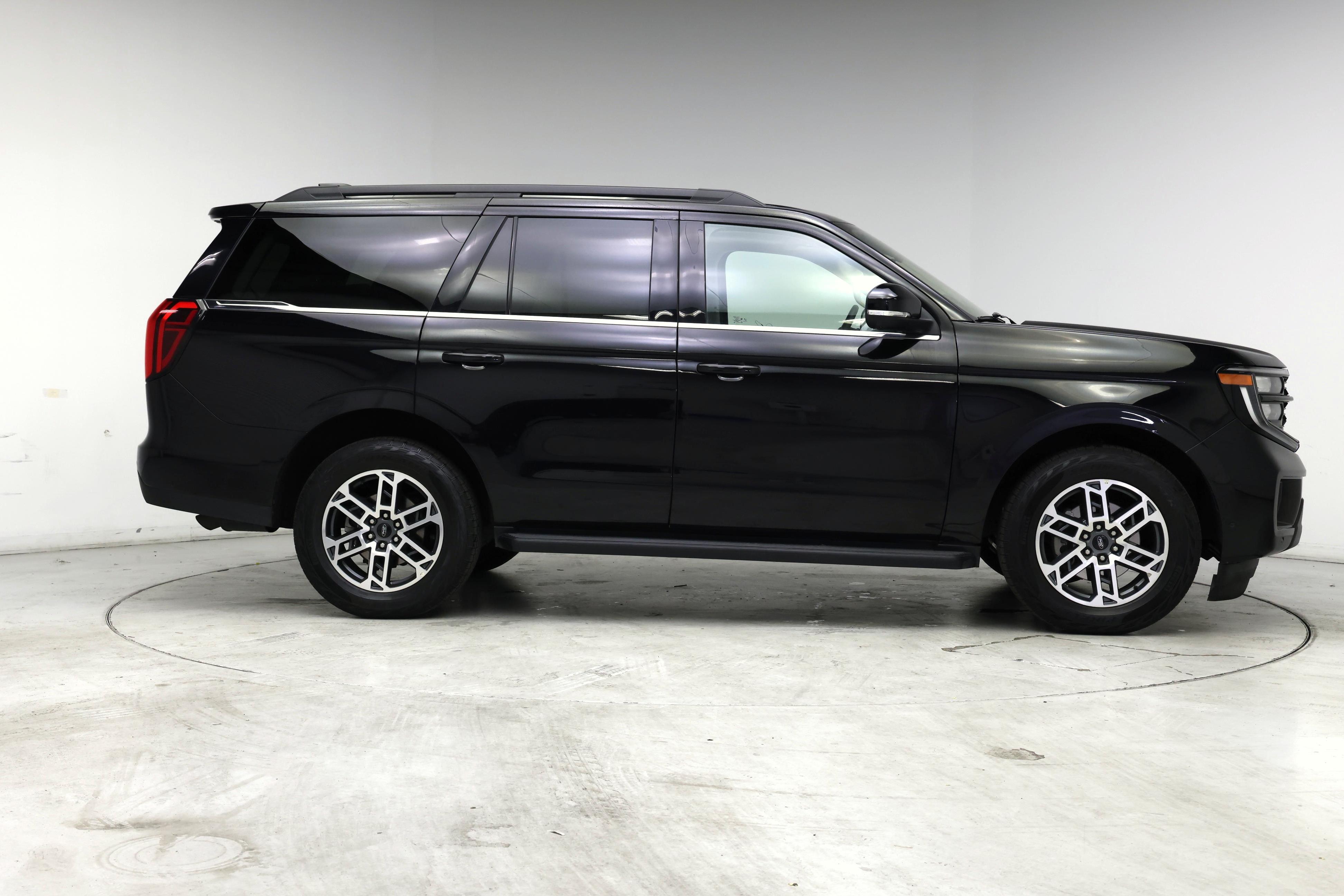 Thumbnail: 2025 Ford Expedition - 7