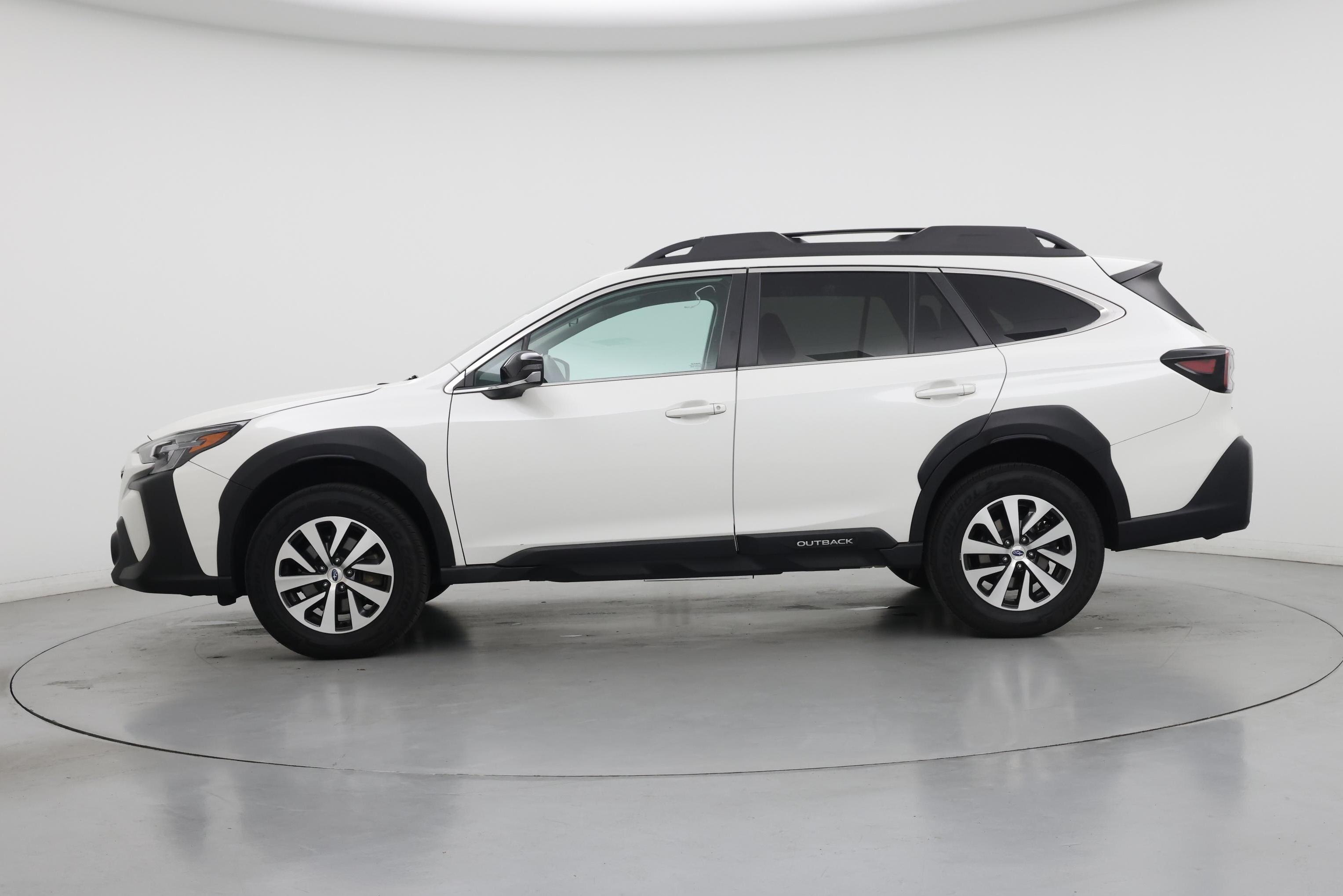 Thumbnail: 2023 Subaru Outback - 3