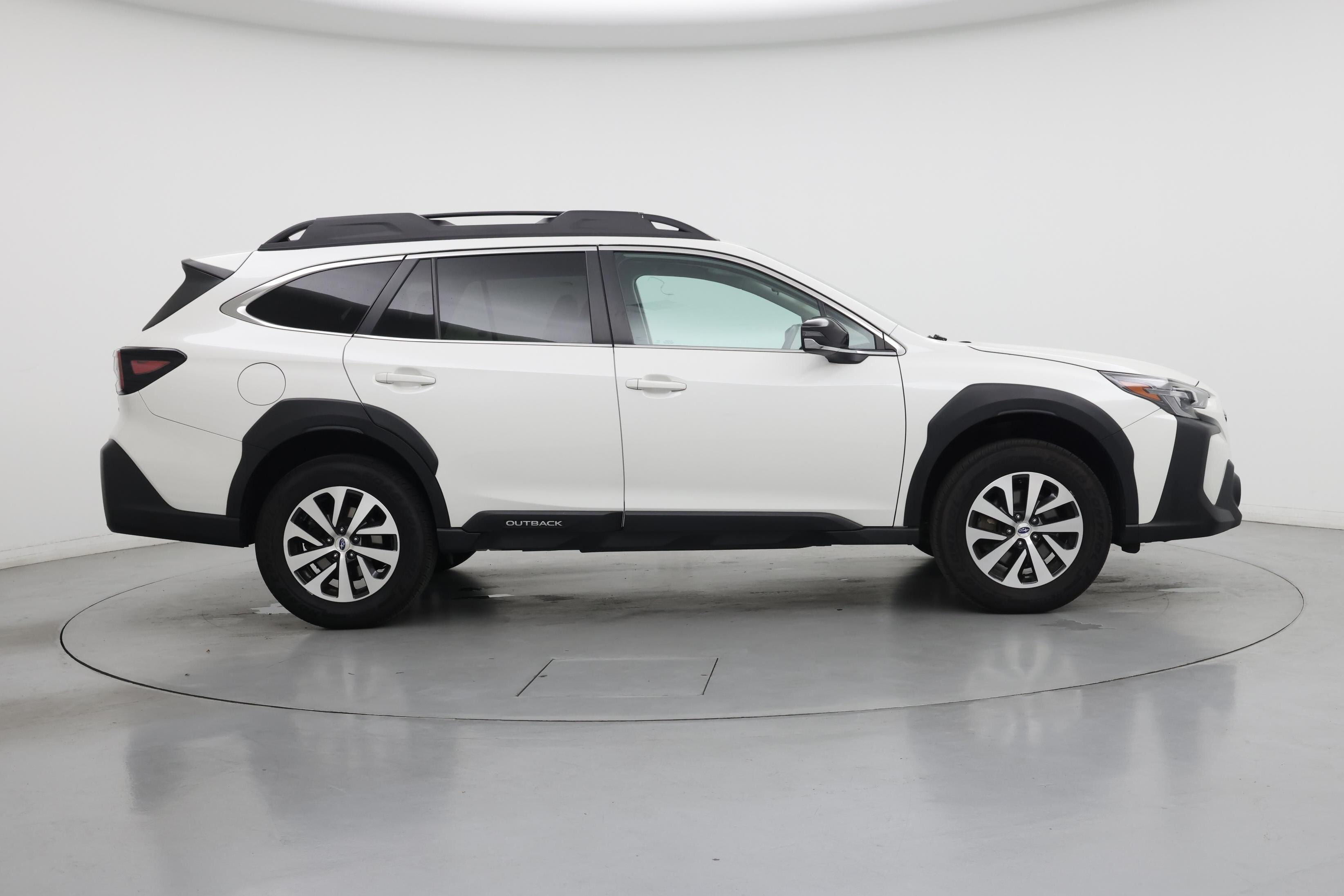 Thumbnail: 2023 Subaru Outback - 7