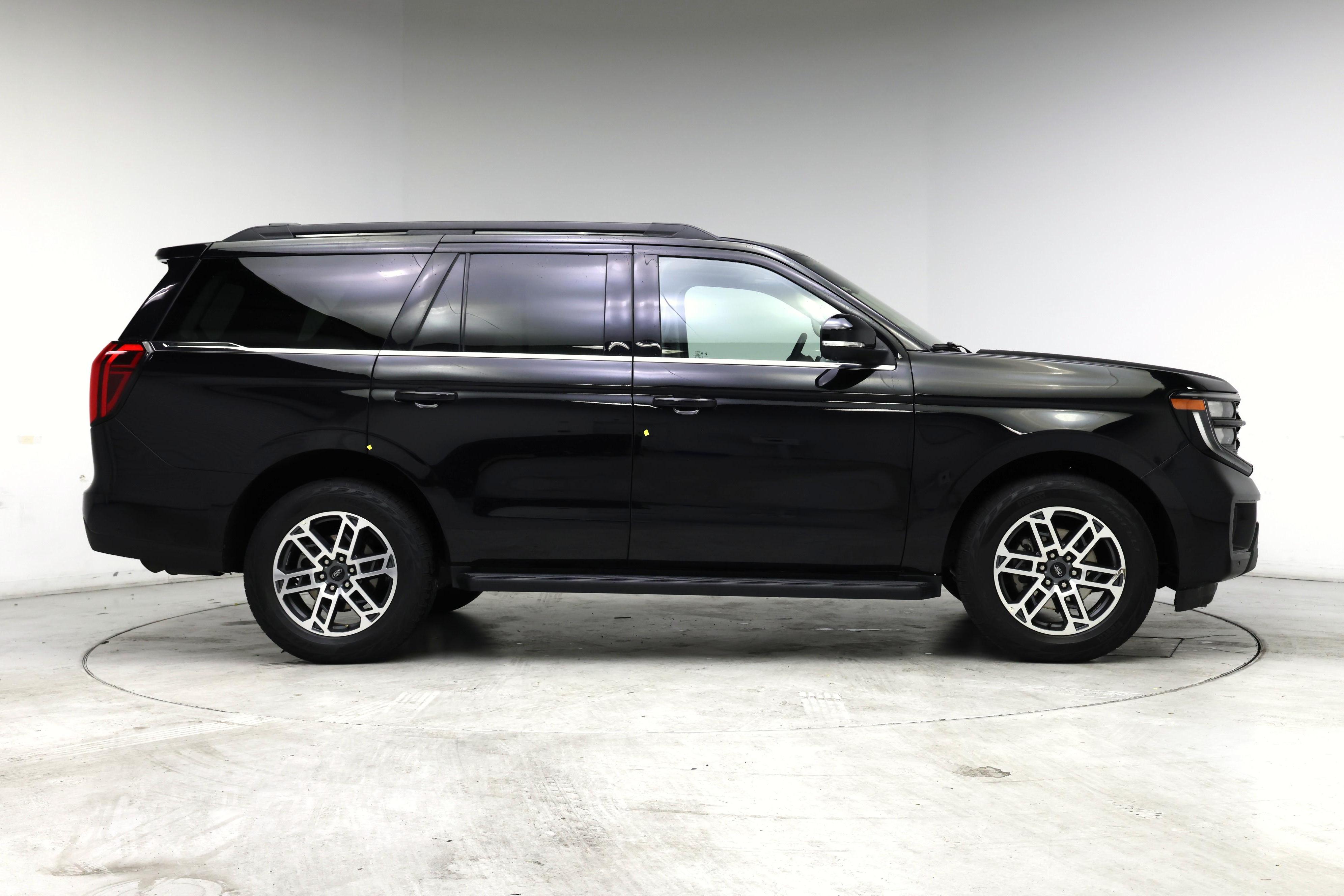 Thumbnail: 2025 Ford Expedition - 7