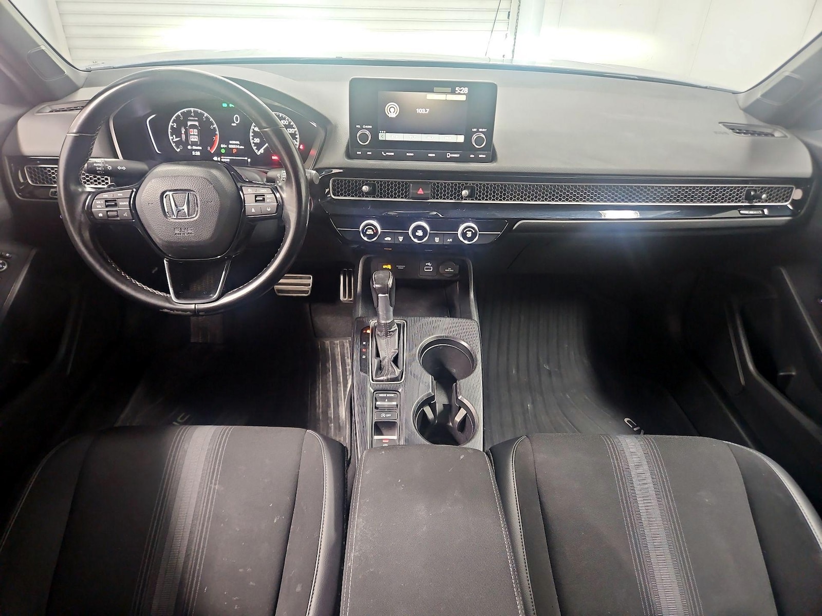 2024 Honda Civic Hatchback Sport - Photo 10