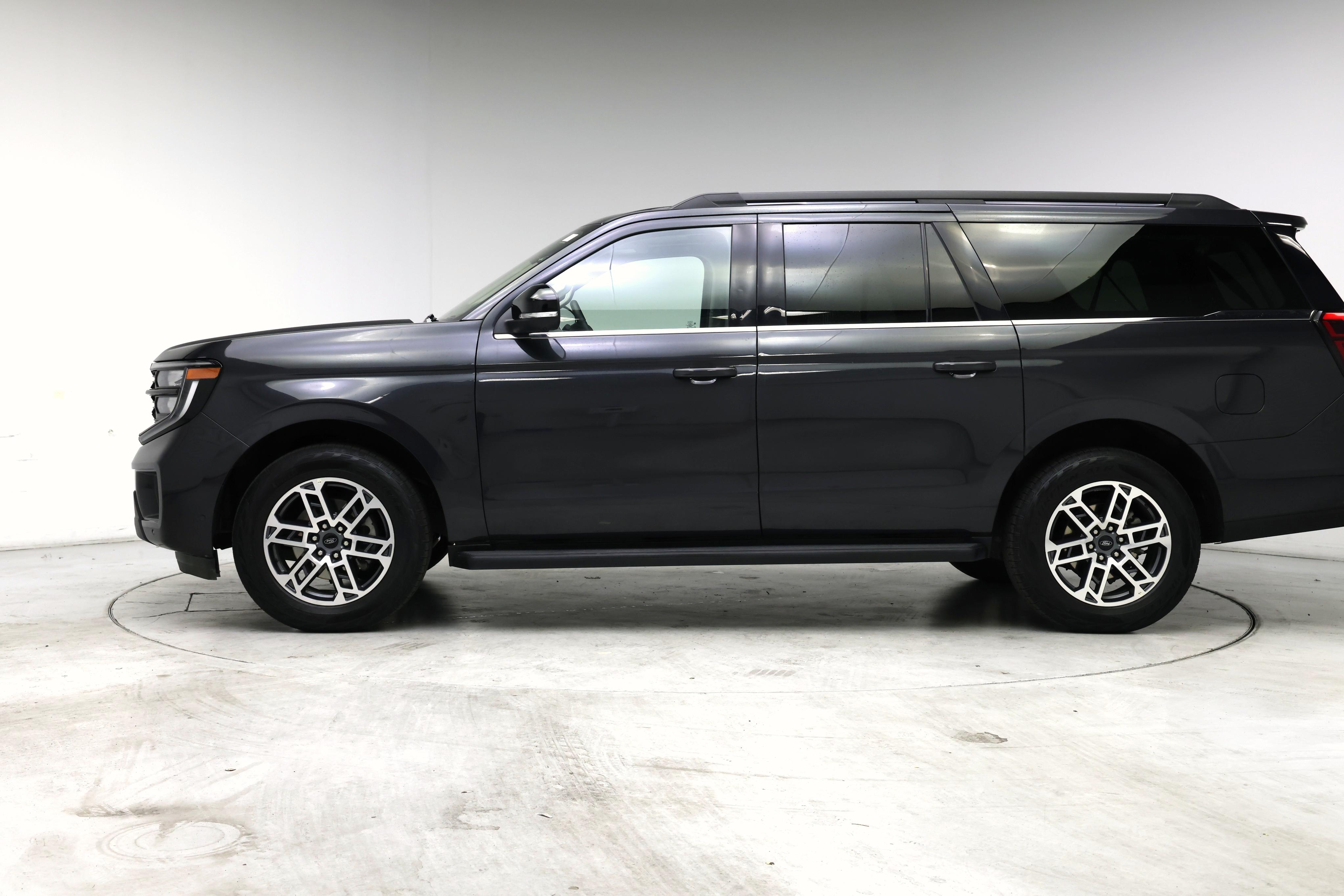 Thumbnail: 2025 Ford Expedition MAX - 3