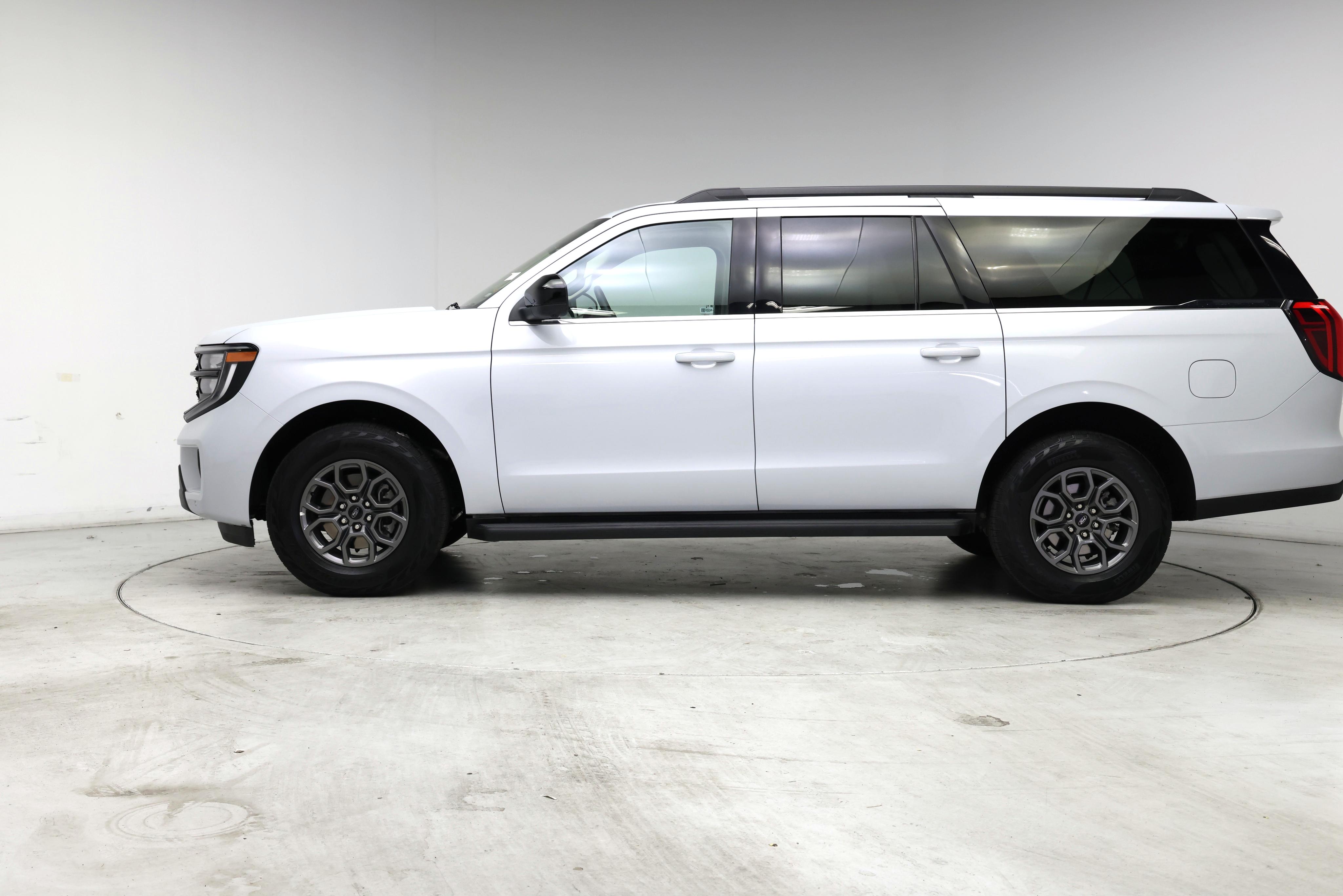 Thumbnail: 2025 Ford Expedition MAX - 3