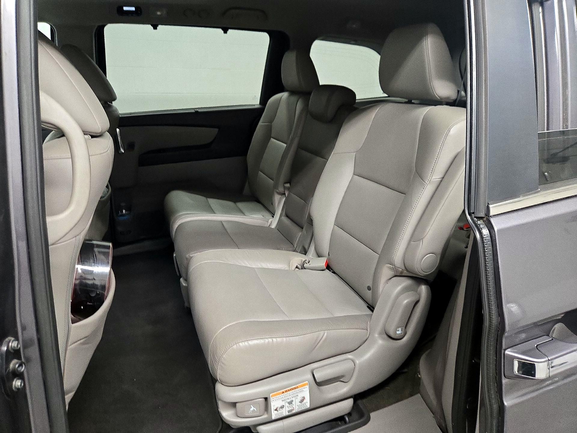 Thumbnail: 2015 Honda Odyssey - 20