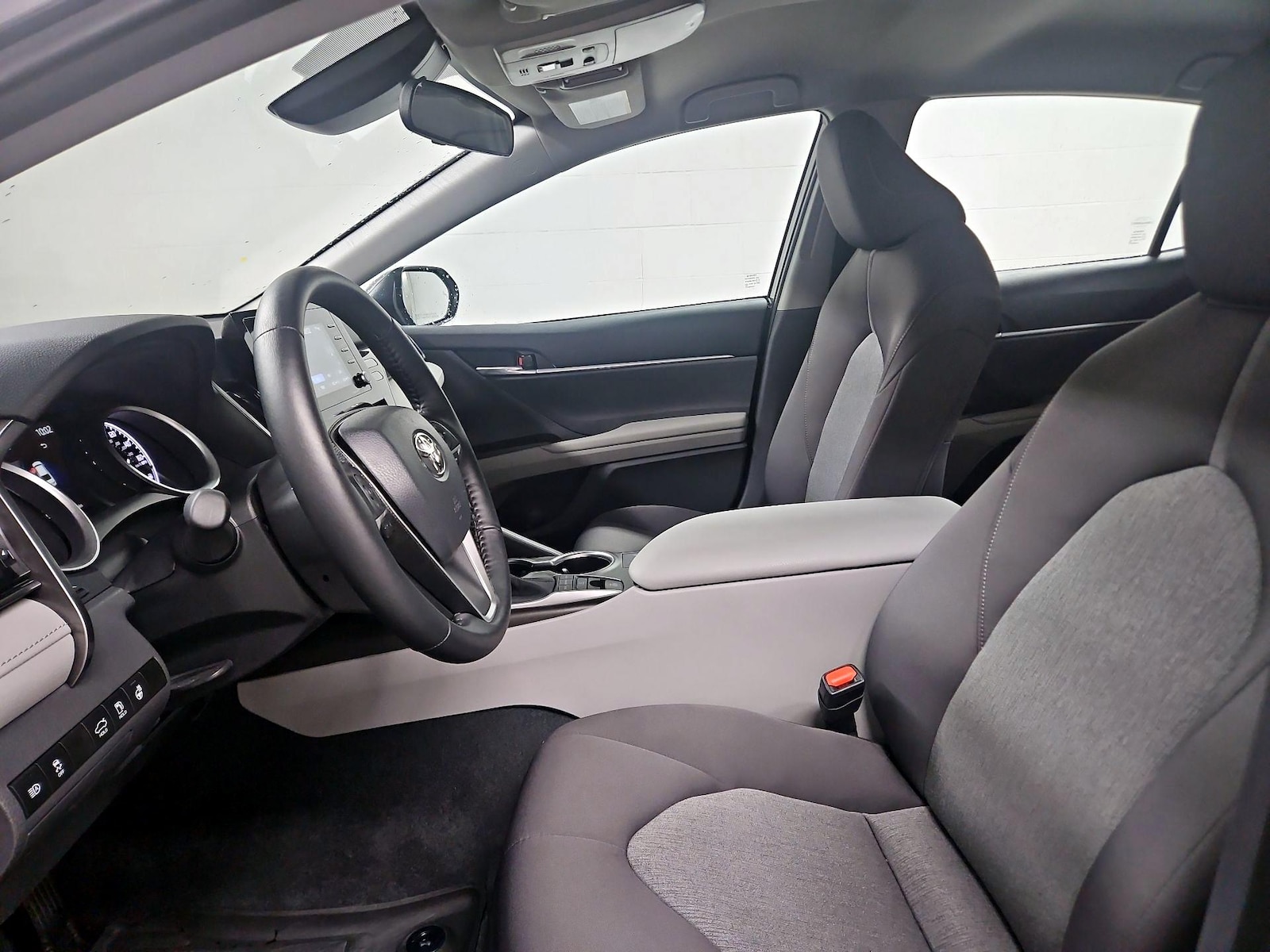 2022 Toyota Camry LE - Photo 12