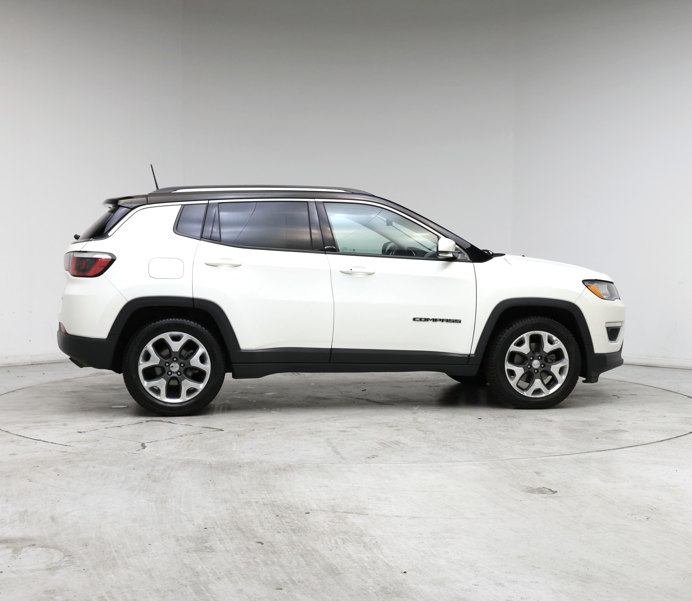 Thumbnail: 2019 Jeep Compass - 7