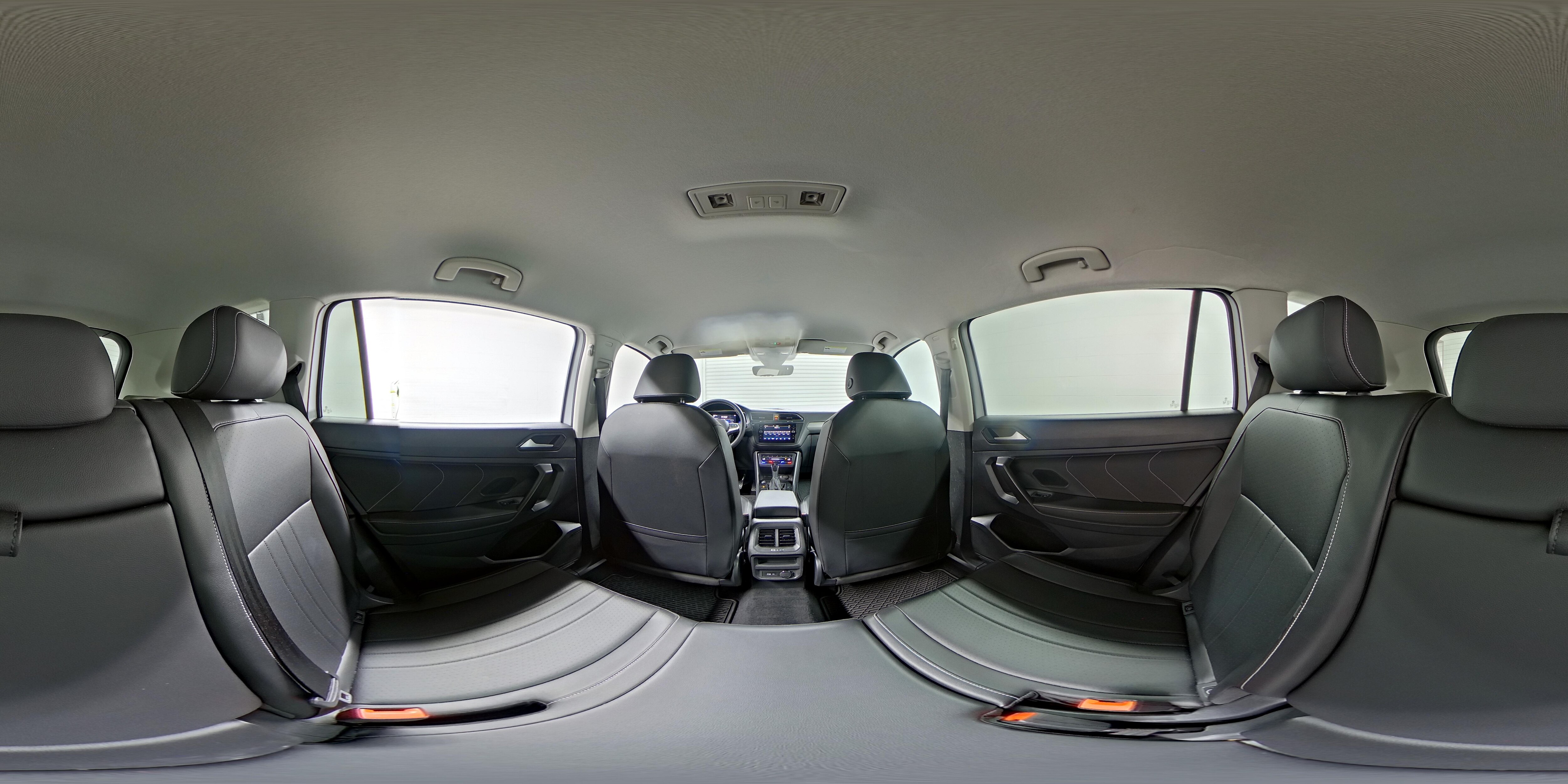2022 Volkswagen Tiguan SE - Photo 25