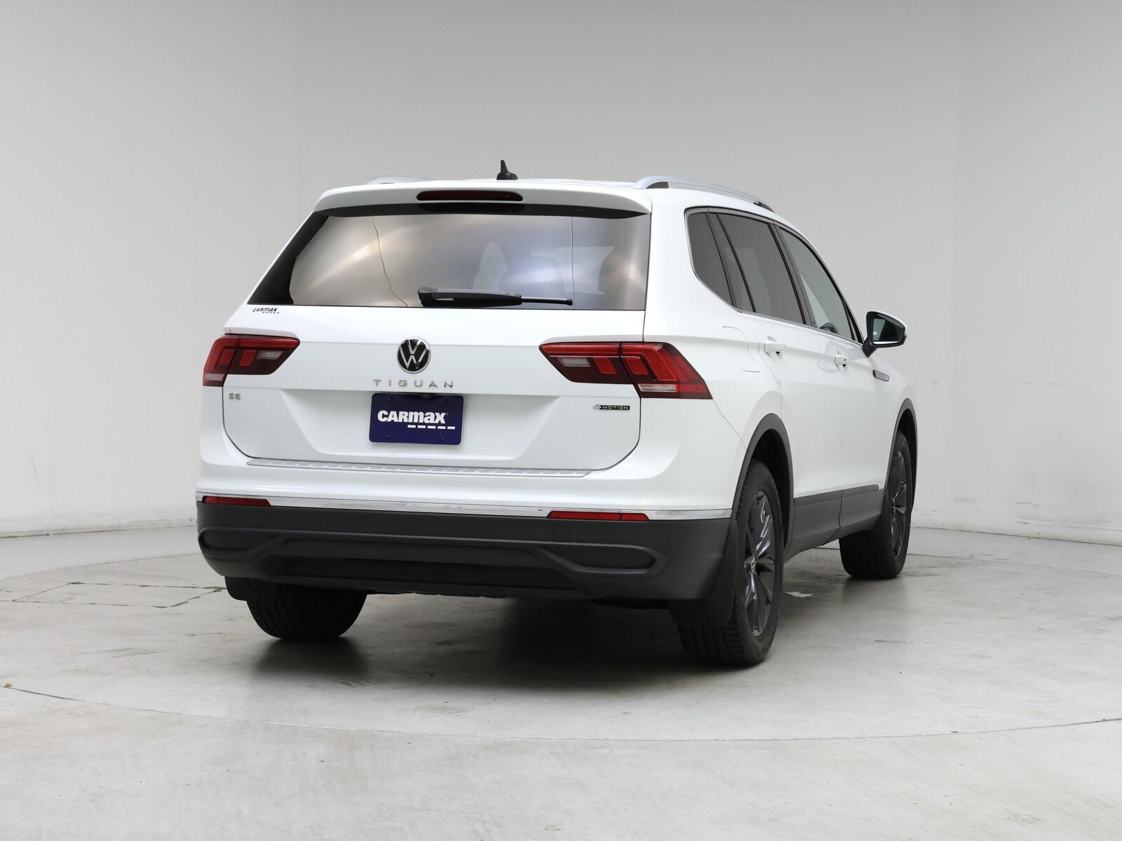2022 Volkswagen Tiguan SE - Photo 9