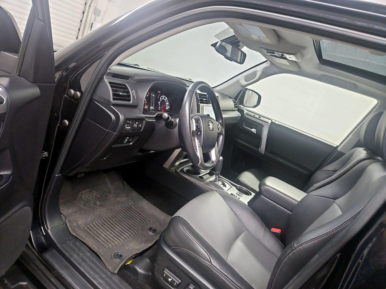 2024 Toyota 4Runner SR5 Premium - Photo 12