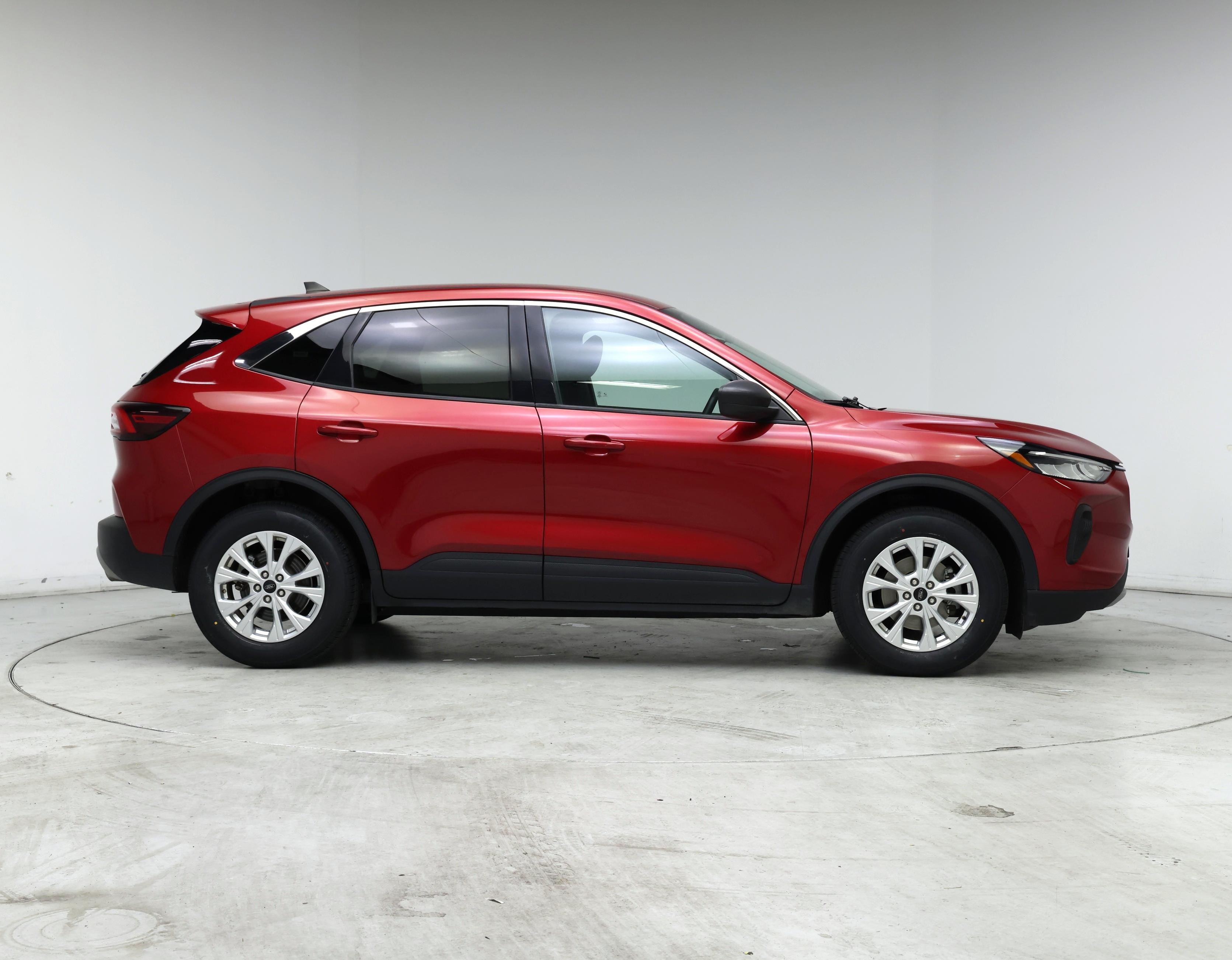Thumbnail: 2023 Ford Escape - 7