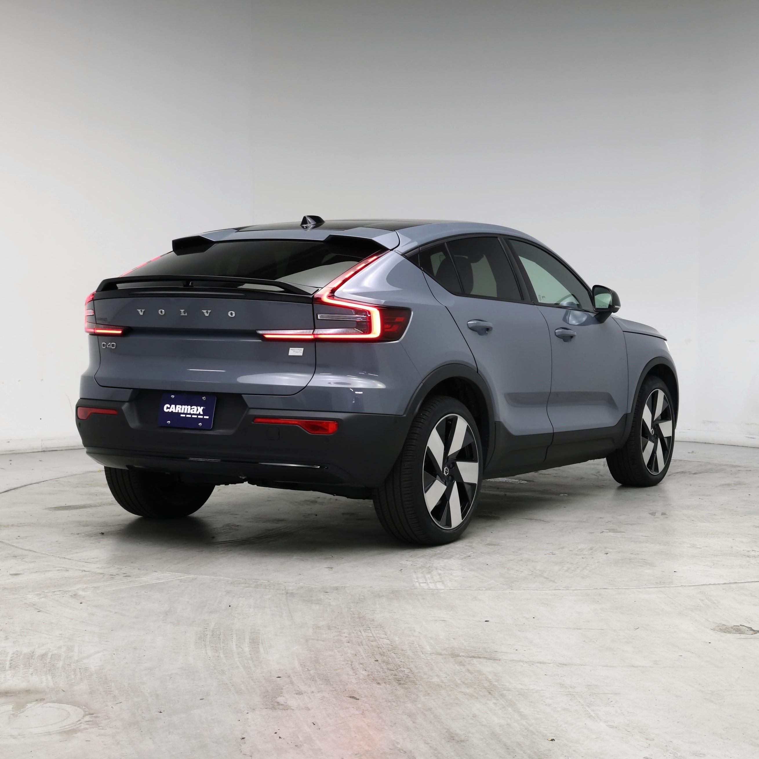 Thumbnail: 2023 Volvo C40 - 8