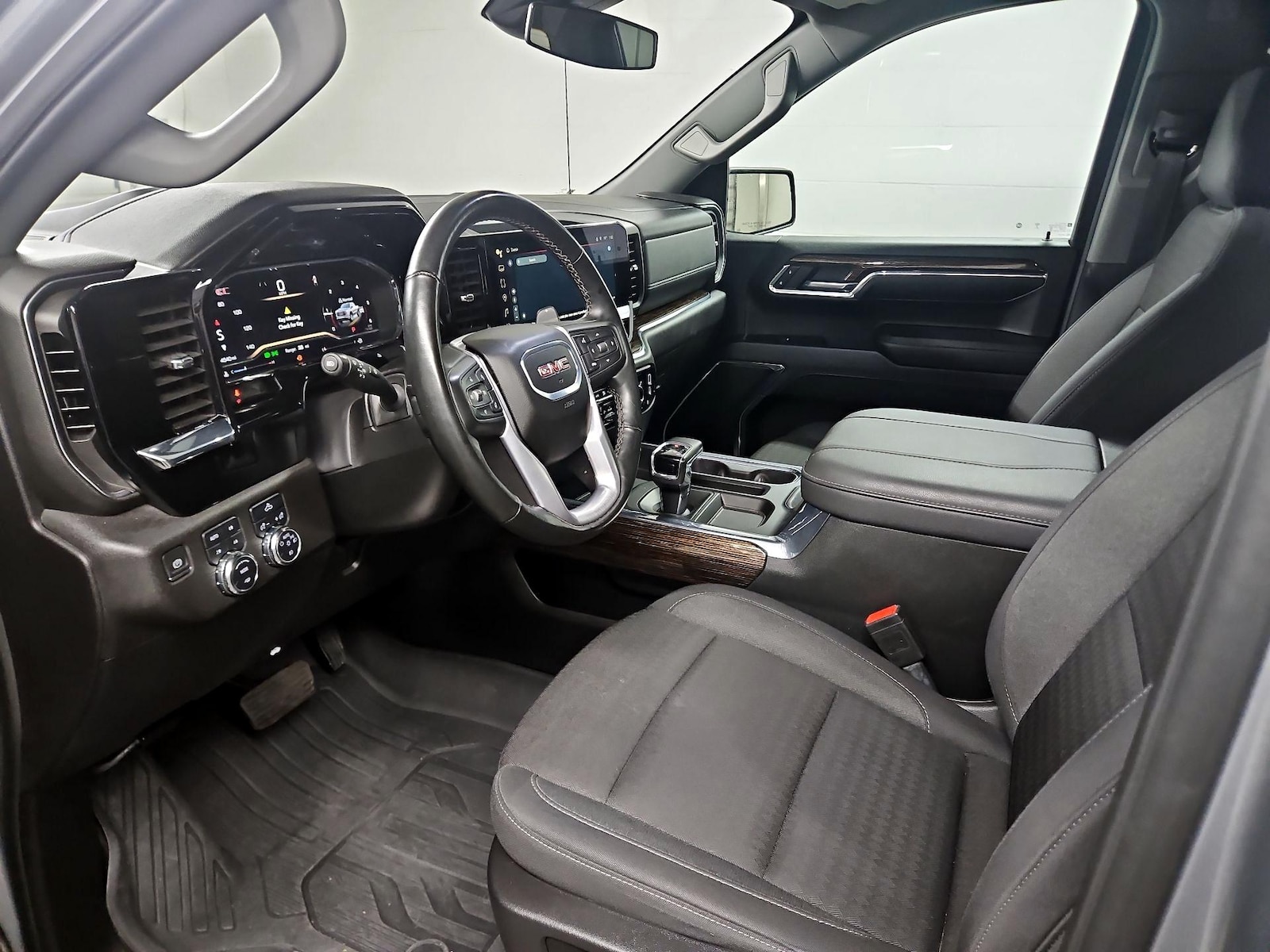 2024 GMC Sierra 1500 Elevation - Photo 12