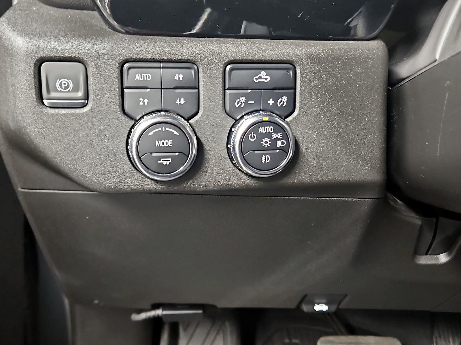 2024 GMC Sierra 1500 Elevation - Photo 14