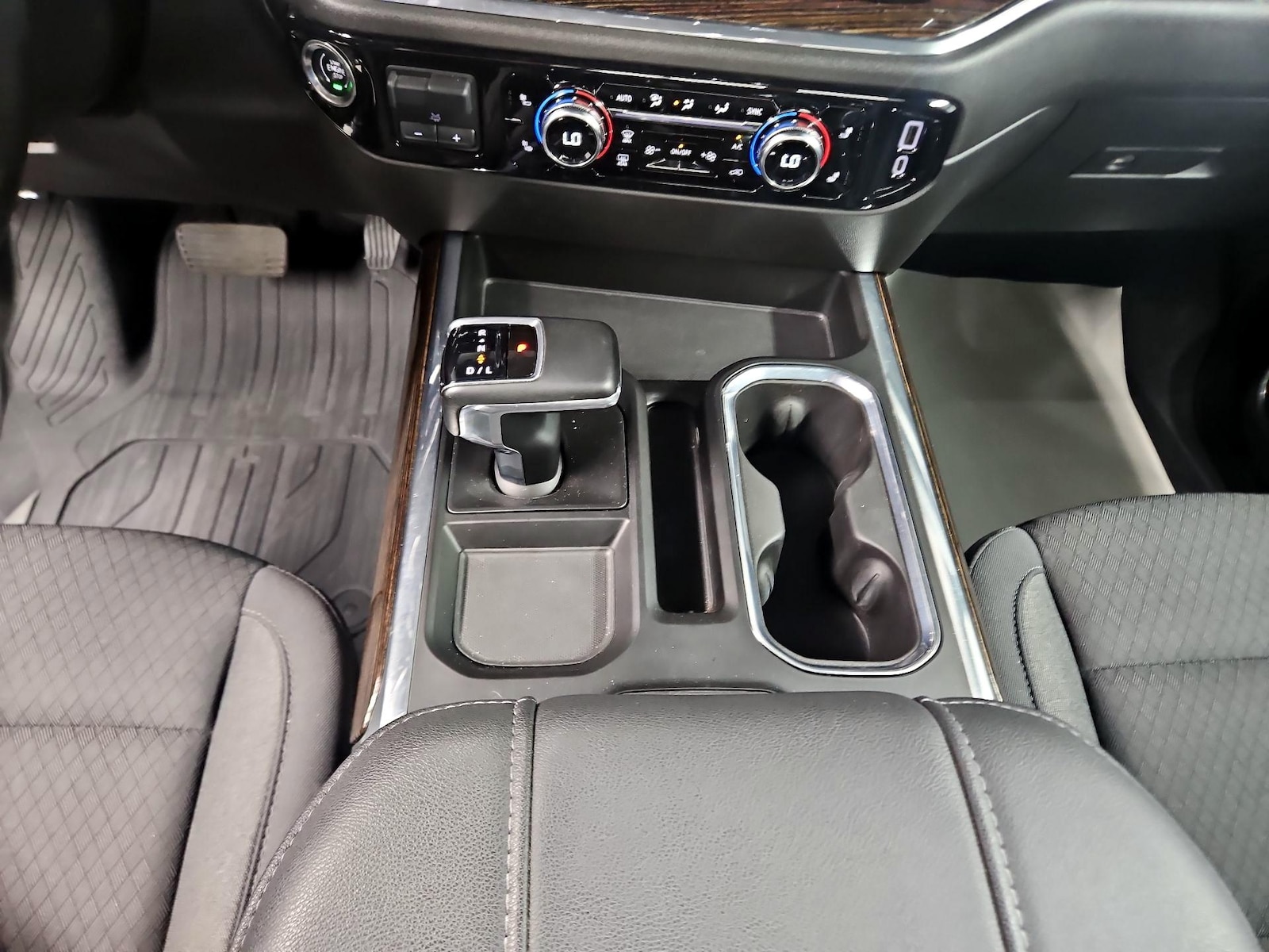 2024 GMC Sierra 1500 Elevation - Photo 19