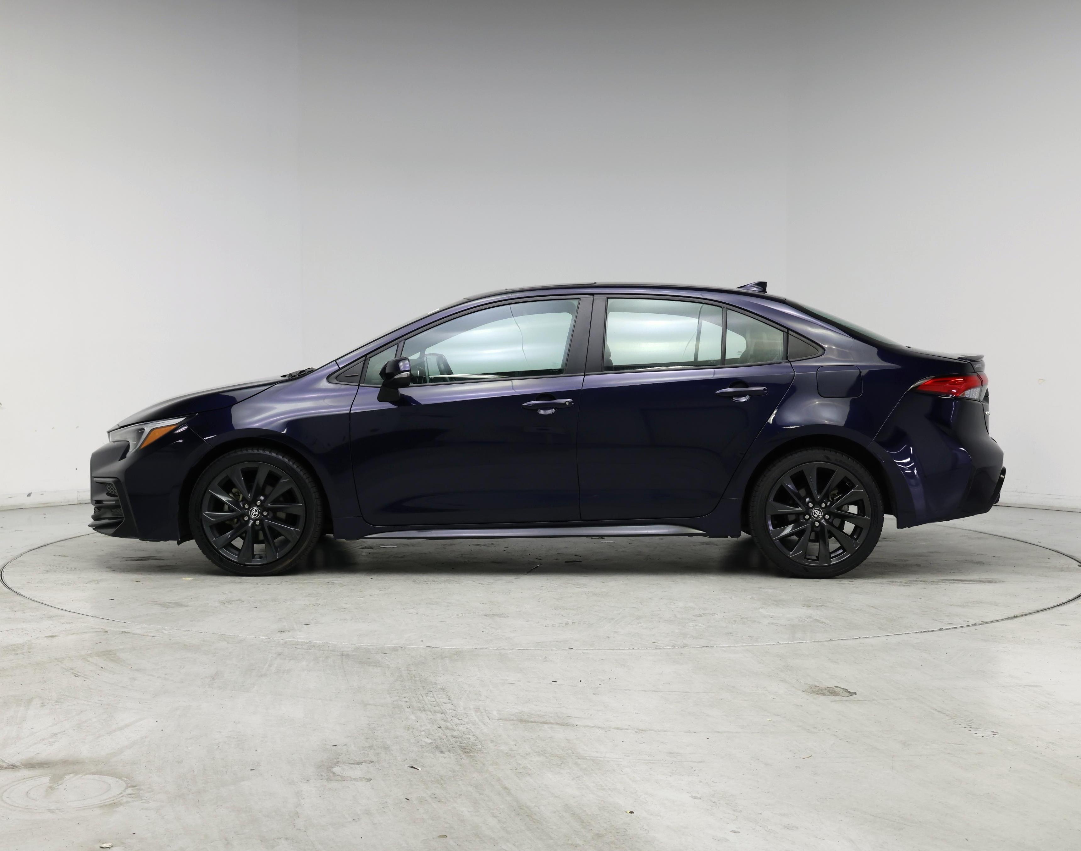 Thumbnail: 2023 Toyota Corolla - 3