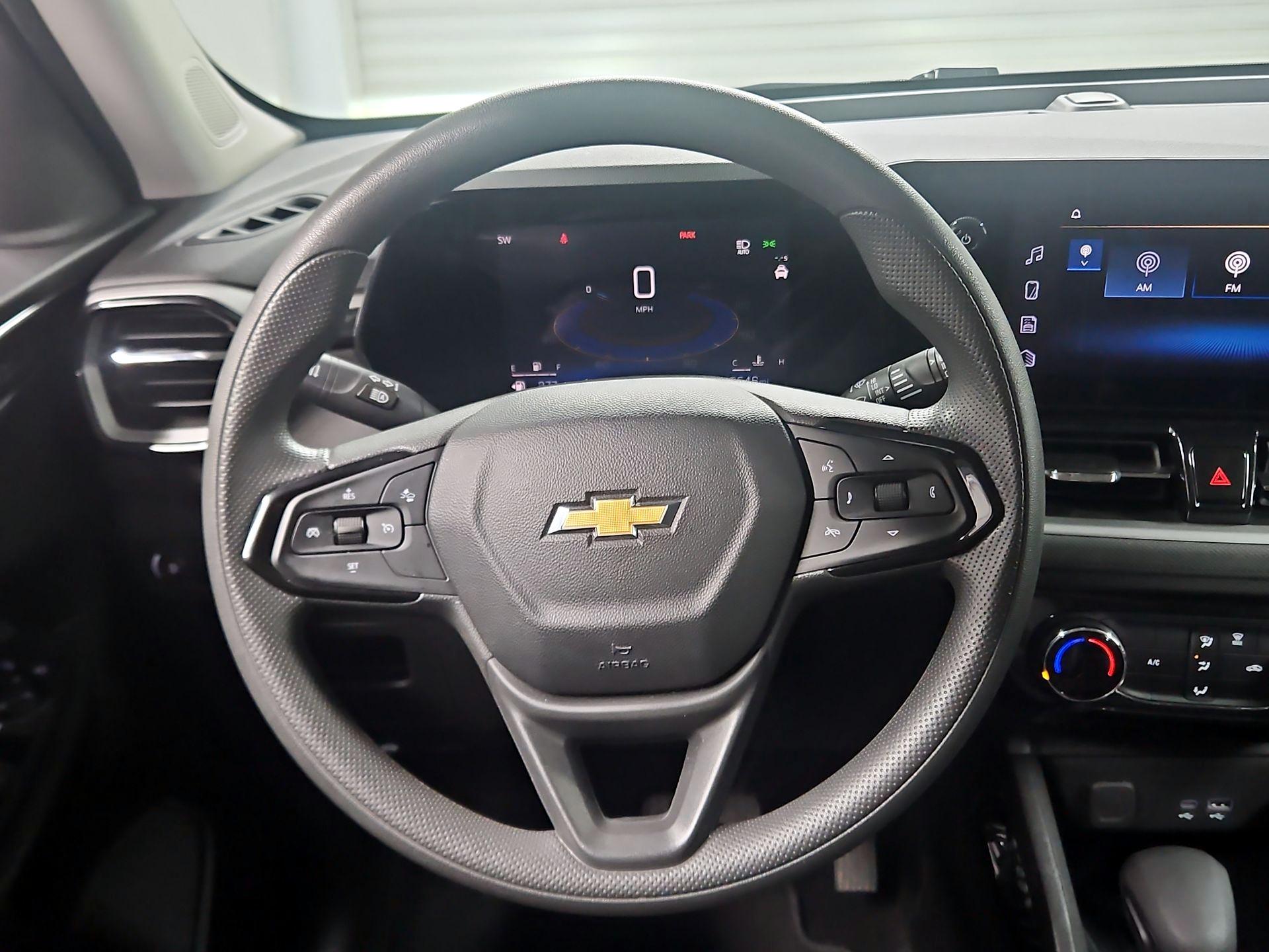 Thumbnail: 2025 Chevrolet TrailBlazer - 10