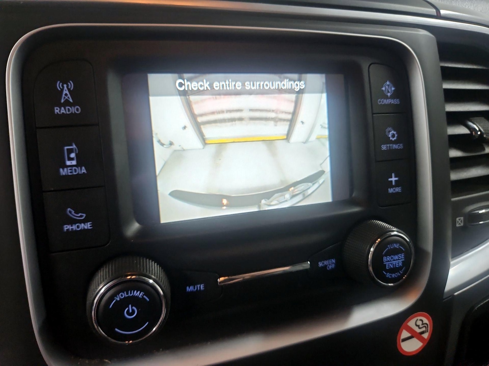 2024 RAM Ram 1500 Classic SLT - Photo 15