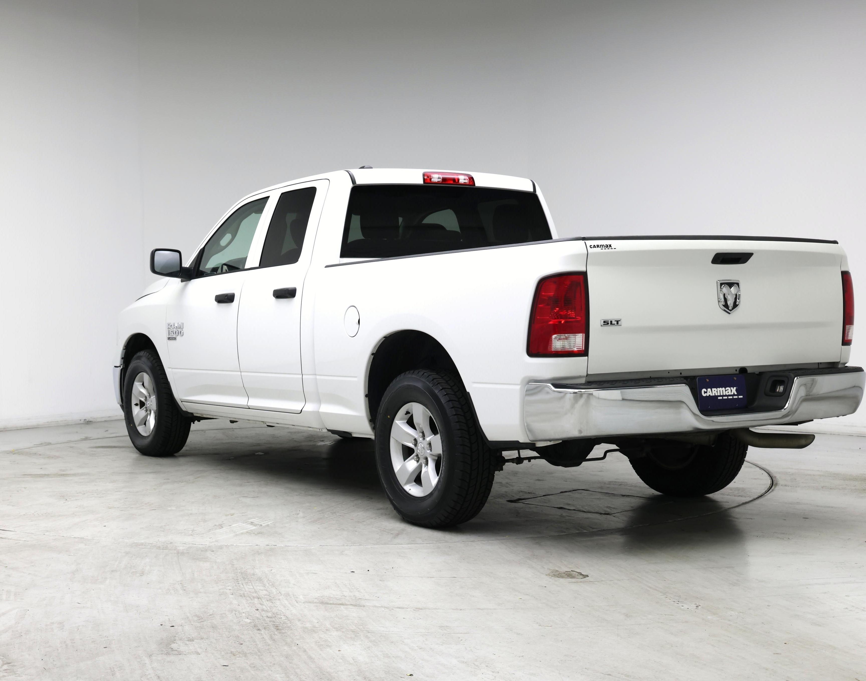 Thumbnail: 2024 RAM 1500 Classic - 2