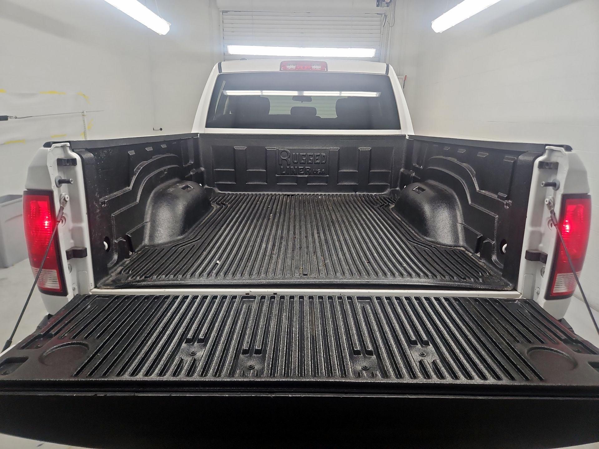 Thumbnail: 2024 RAM 1500 Classic - 20