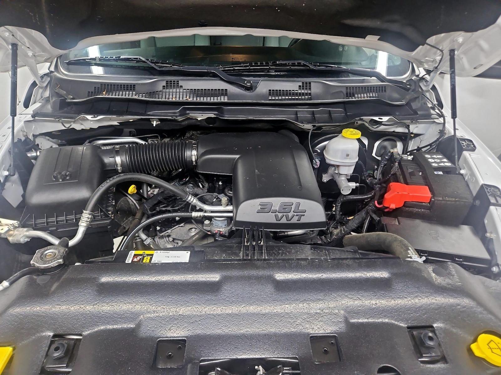 2024 RAM Ram 1500 Classic SLT - Photo 22