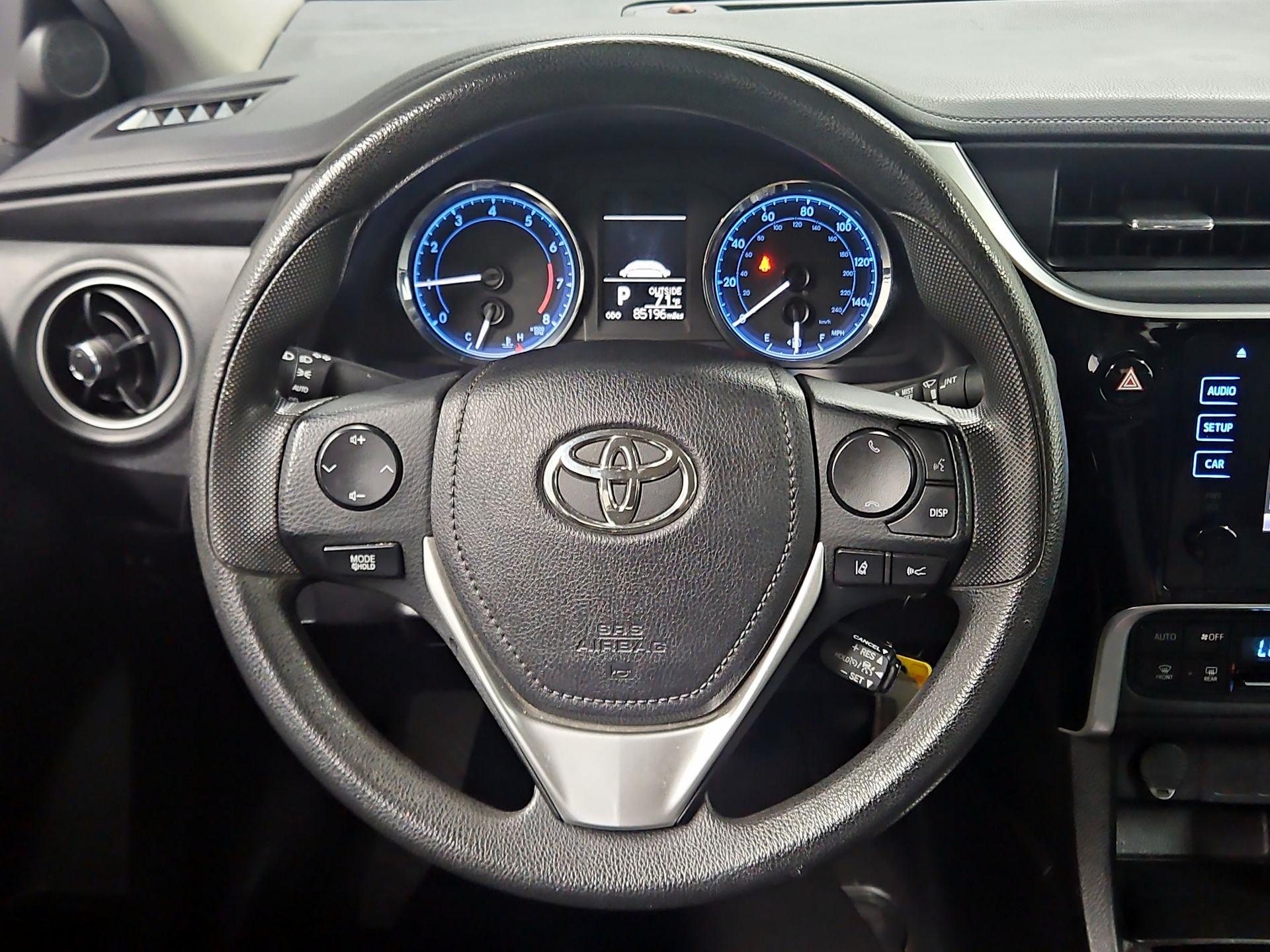 Thumbnail: 2017 Toyota Corolla - 10
