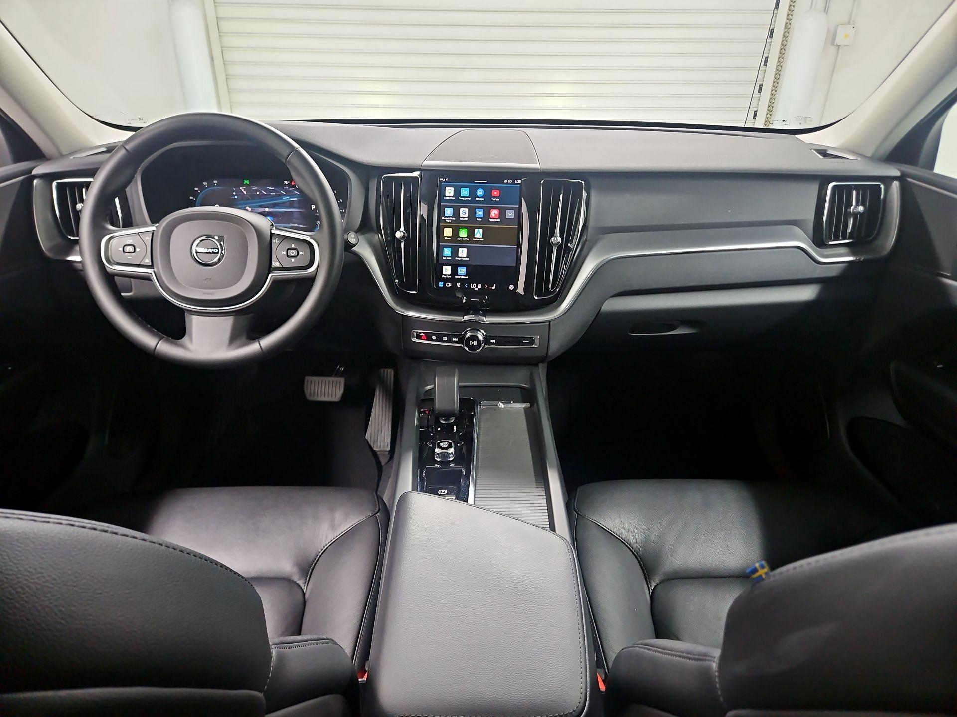 Thumbnail: 2023 Volvo XC60 - 9