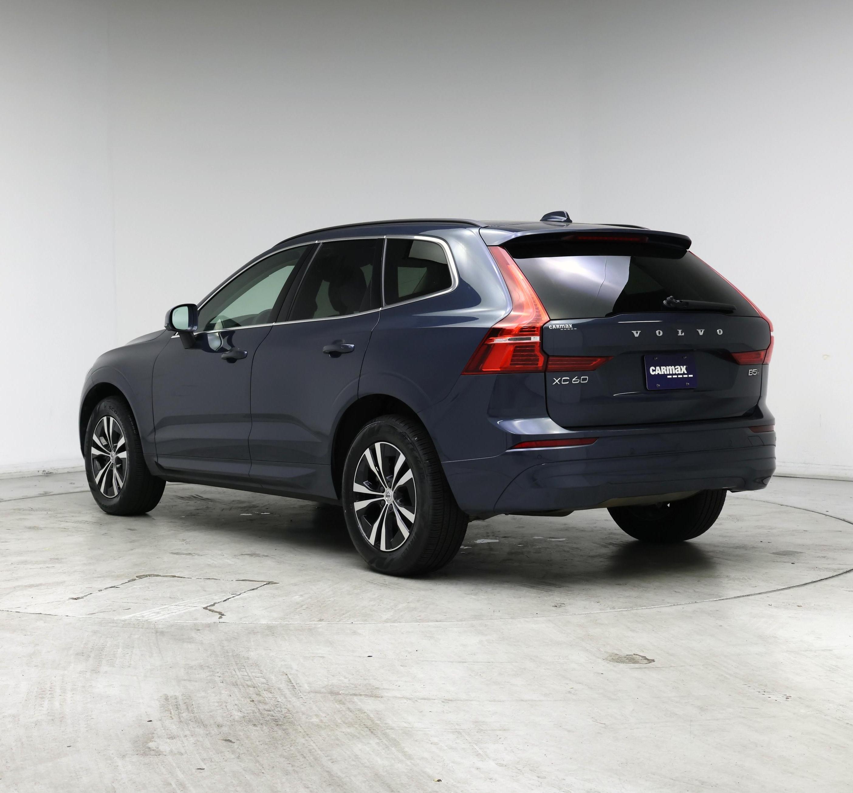 Thumbnail: 2023 Volvo XC60 - 2