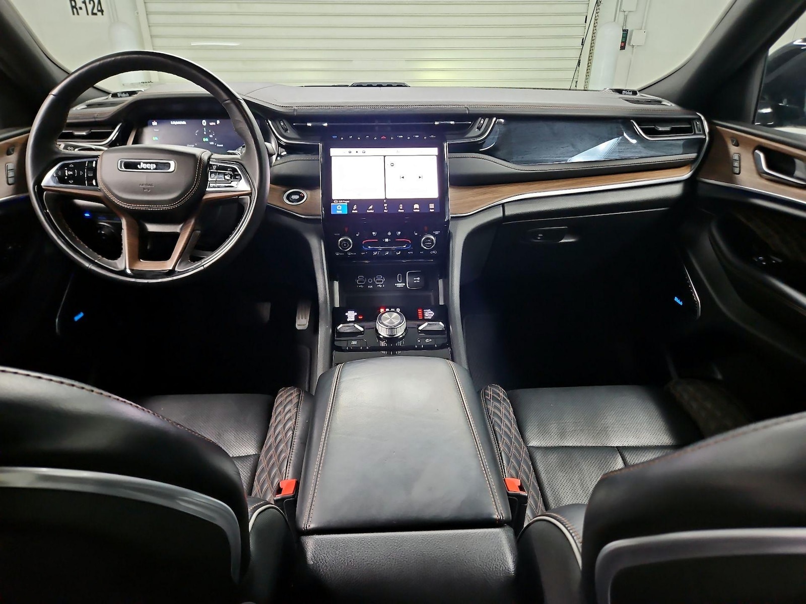 2022 Jeep Grand Cherokee Summit Reserve 4xe - Photo 10
