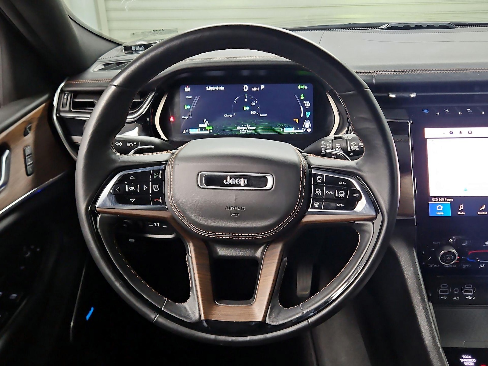 2022 Jeep Grand Cherokee Summit Reserve 4xe - Photo 11