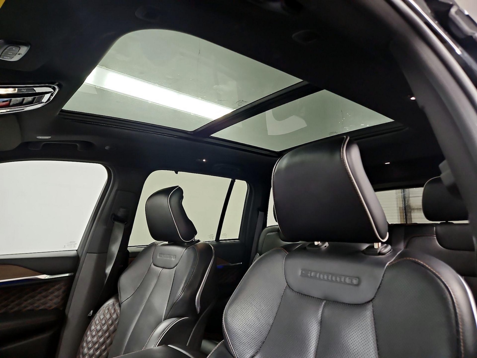 2022 Jeep Grand Cherokee Summit Reserve 4xe - Photo 21