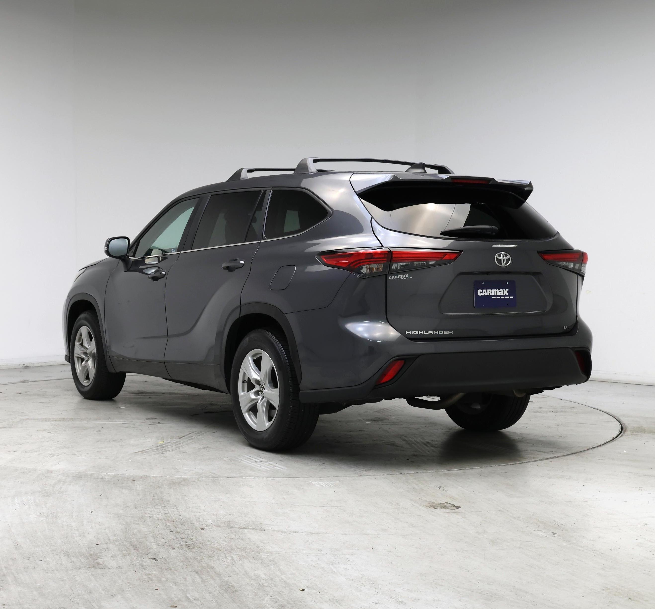 Thumbnail: 2023 Toyota Highlander - 2
